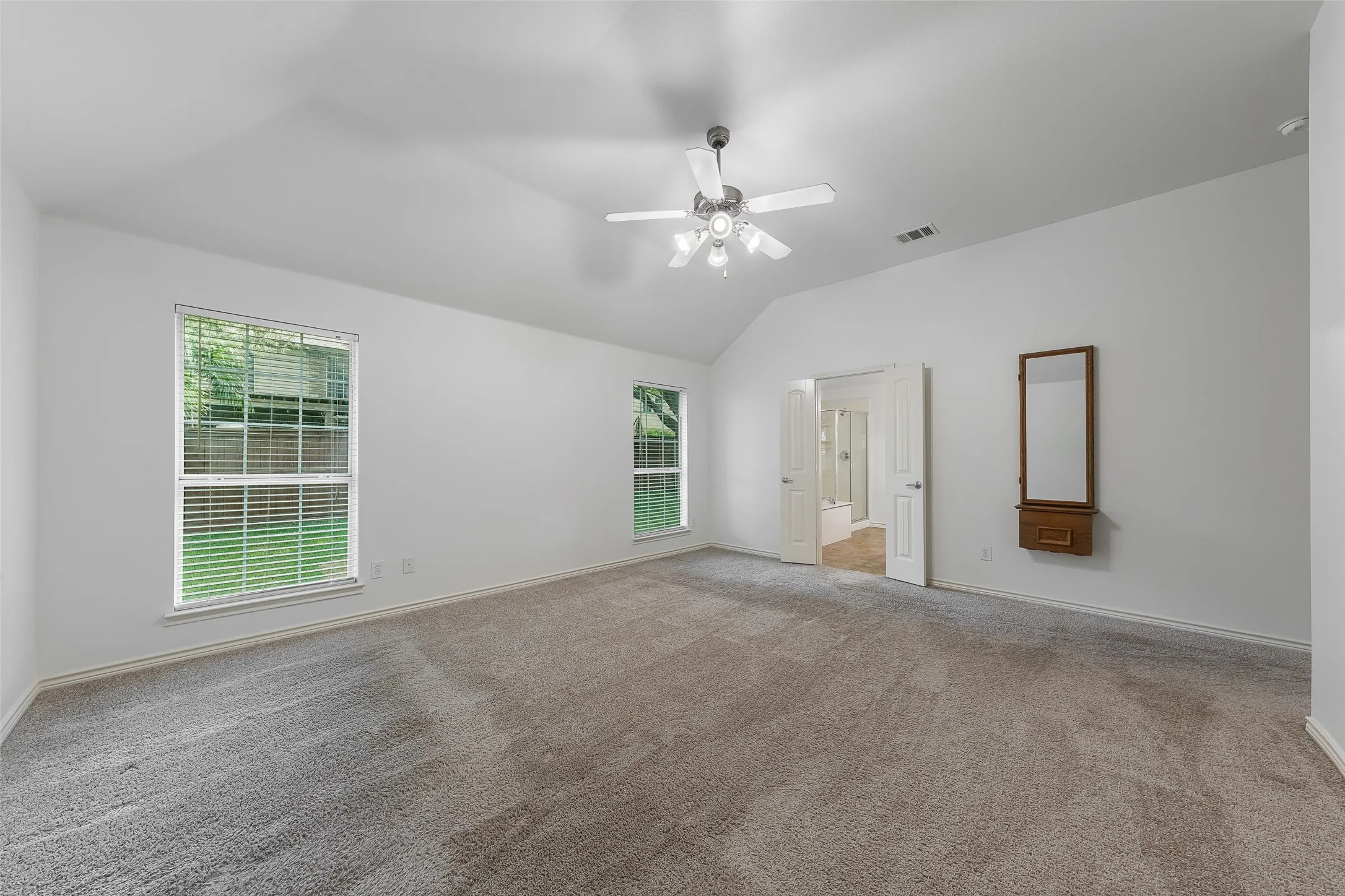 Single Family Residence For Sale in Collin County , 8300 Silverado Trail, Mc Kinney, Texas 75070, 3 Bedroom, 2 Bathroom, 2 Garage spaces, 2,378 Sqft, built in 2006, mls#21332761, Real Estate Agent in Mc Kinney, Homes For Sale in Collin county, Homes For Sale in Mc Kinney, Realtor in Mc Kinney Texas, Real Estate Brokerage Independent Realty Texas, Luminita Cordes Realtor