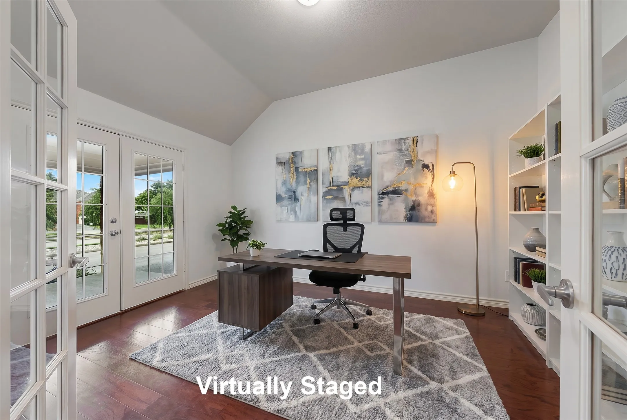 Single Family Residence For Sale in Collin County , 8300 Silverado Trail, Mc Kinney, Texas 75070, 3 Bedroom, 2 Bathroom, 2 Garage spaces, 2,378 Sqft, built in 2006, mls#21332761, Real Estate Agent in Mc Kinney, Homes For Sale in Collin county, Homes For Sale in Mc Kinney, Realtor in Mc Kinney Texas, Real Estate Brokerage Independent Realty Texas, Luminita Cordes Realtor