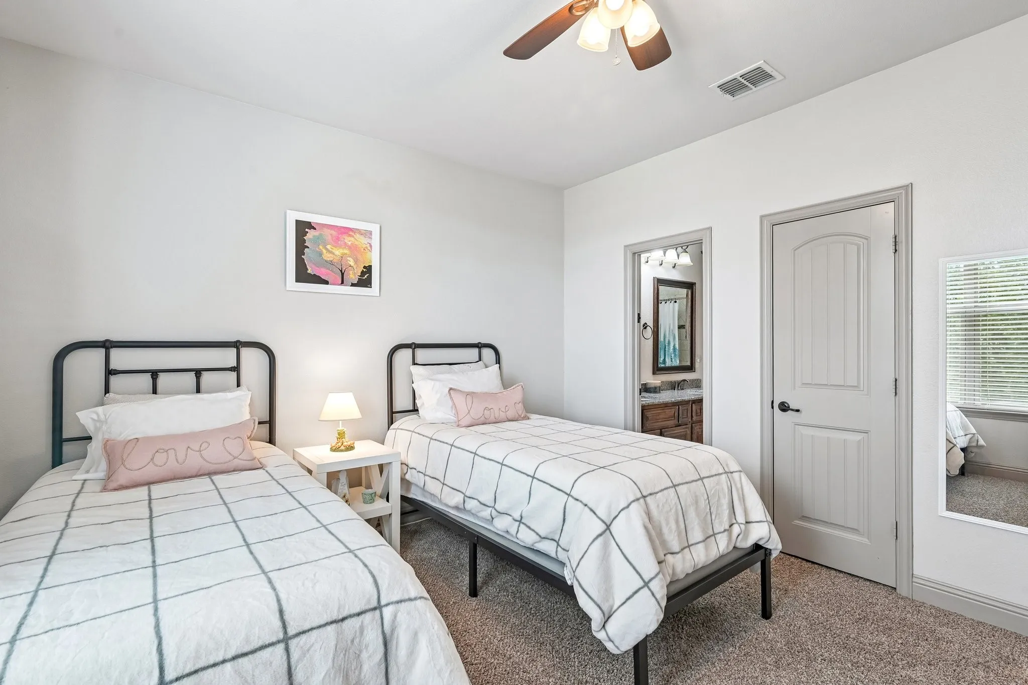 Single Family Residence For Sale in Collin County , 401 Pendall Drive, Wylie, Texas 75098, 4 Bedroom, 4 Bathroom, 3 Garage spaces, 3,859 Sqft, built in 2014, mls#21330849, Real Estate Agent in Wylie, Homes For Sale in Collin county, Homes For Sale in Wylie, Realtor in Wylie Texas, Real Estate Brokerage Independent Realty Texas, Luminita Cordes Realtor