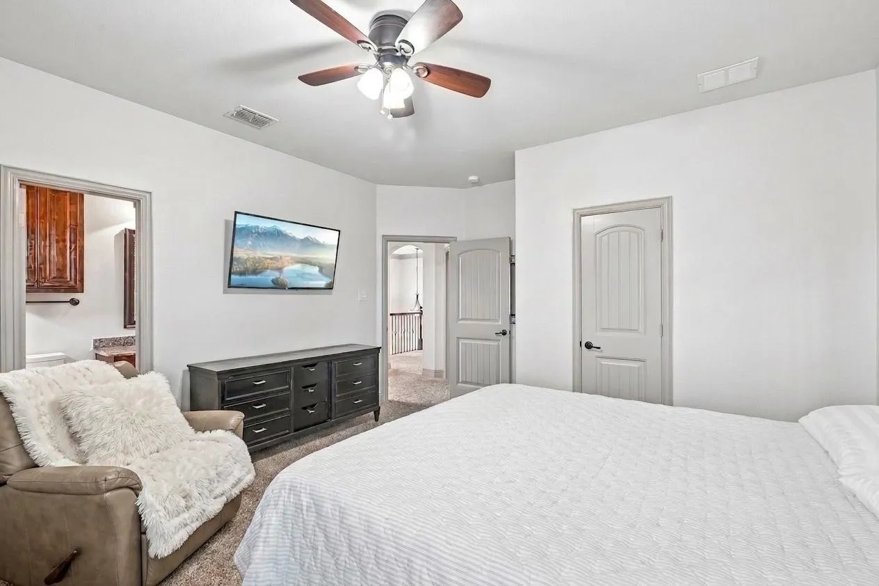 Single Family Residence For Sale in Collin County , 401 Pendall Drive, Wylie, Texas 75098, 4 Bedroom, 4 Bathroom, 3 Garage spaces, 3,859 Sqft, built in 2014, mls#21330849, Real Estate Agent in Wylie, Homes For Sale in Collin county, Homes For Sale in Wylie, Realtor in Wylie Texas, Real Estate Brokerage Independent Realty Texas, Luminita Cordes Realtor