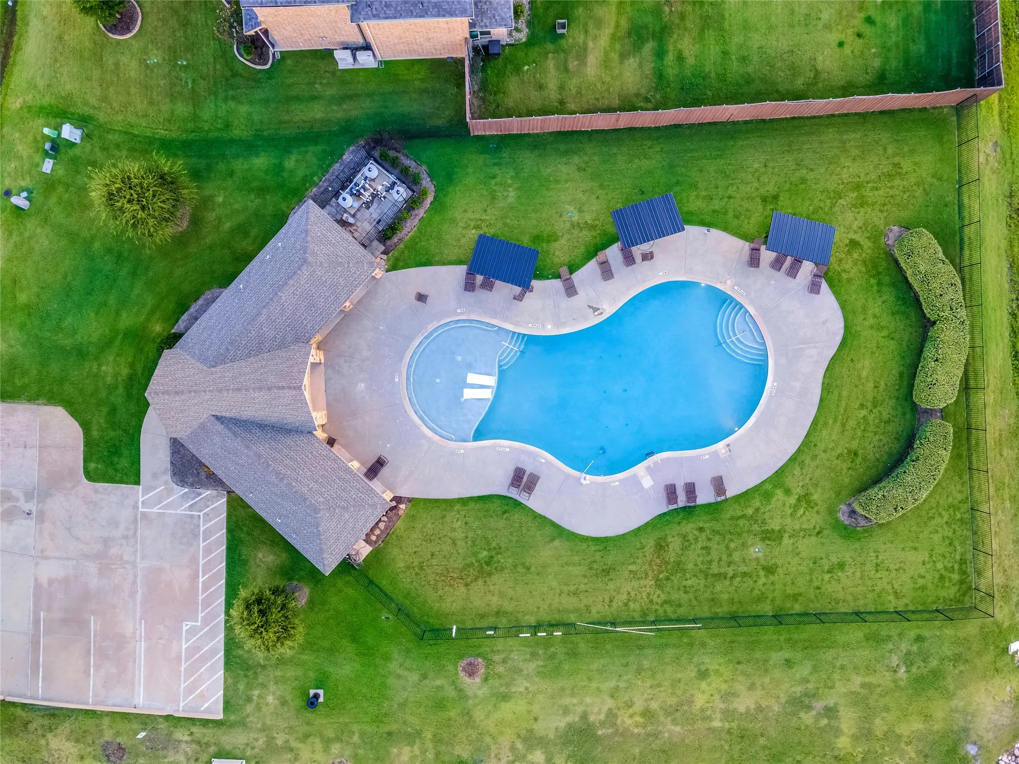 Community pool