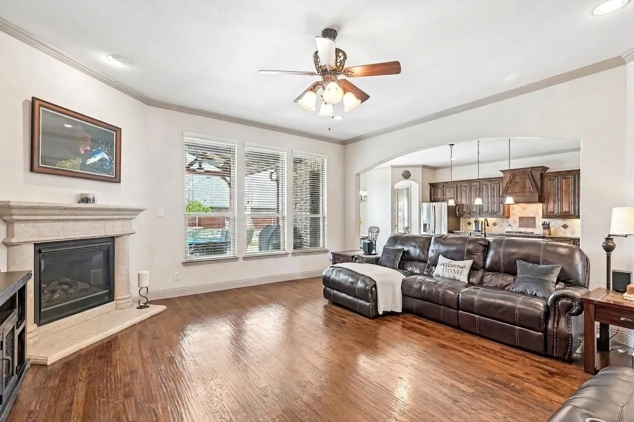 Single Family Residence For Sale in Collin County , 401 Pendall Drive, Wylie, Texas 75098, 4 Bedroom, 4 Bathroom, 3 Garage spaces, 3,859 Sqft, built in 2014, mls#21330849, Real Estate Agent in Wylie, Homes For Sale in Collin county, Homes For Sale in Wylie, Realtor in Wylie Texas, Real Estate Brokerage Independent Realty Texas, Luminita Cordes Realtor