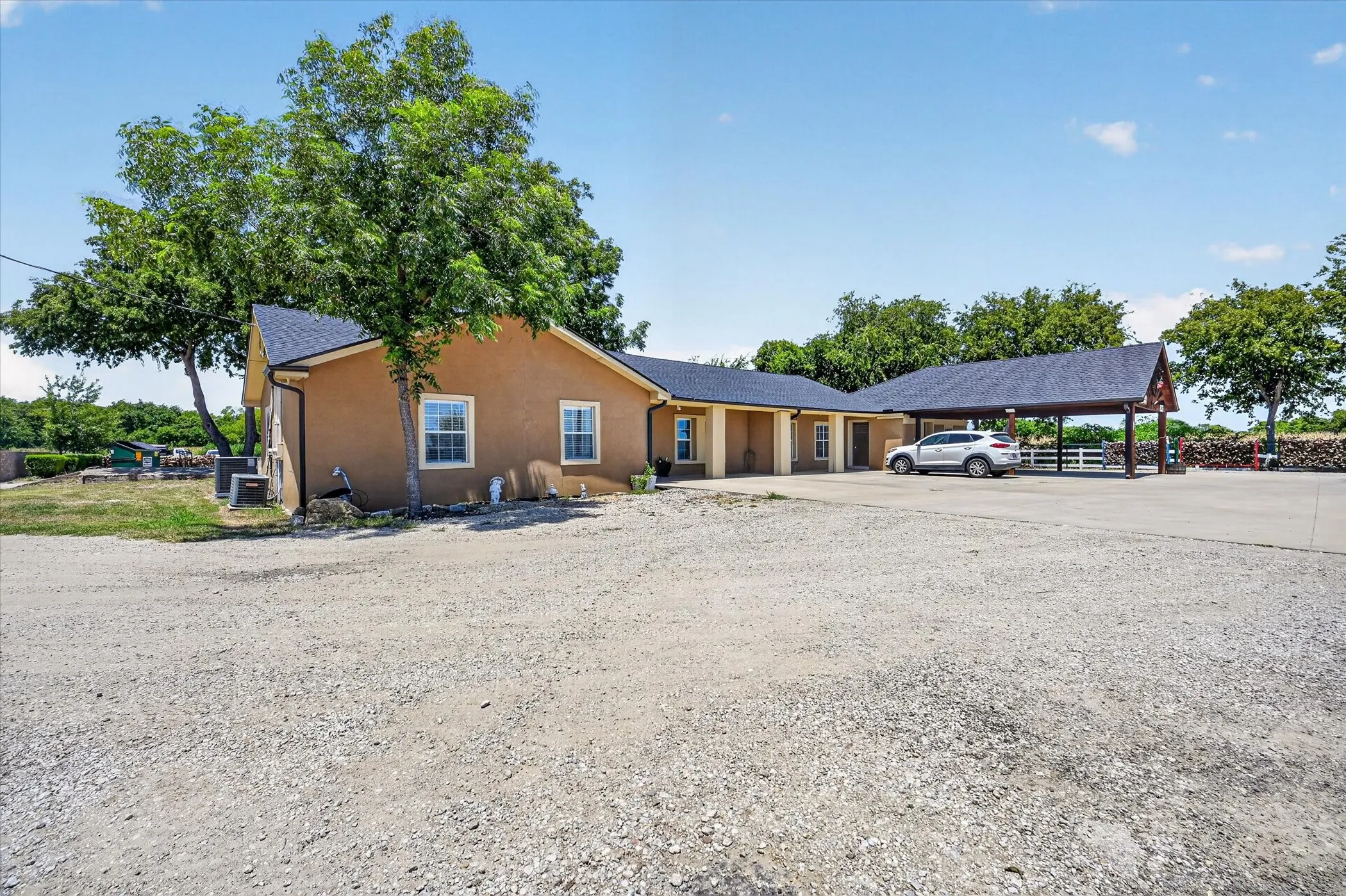 Single Family Residence For Sale in Denton County , 7725 FM 2164, Sanger, Texas 76266, 4 Bedrooms, 3 Bathrooms, Garage spaces, 2,469 Sqft, built in 1967, Price $850,000, mls#21335095, Real Estate Agent in Sanger, Homes For Sale in Denton county, Homes For Sale in Sanger, Realtor in Sanger Texas, Real Estate Brokerage Independent Realty Texas, Luminita Cordes Realtor