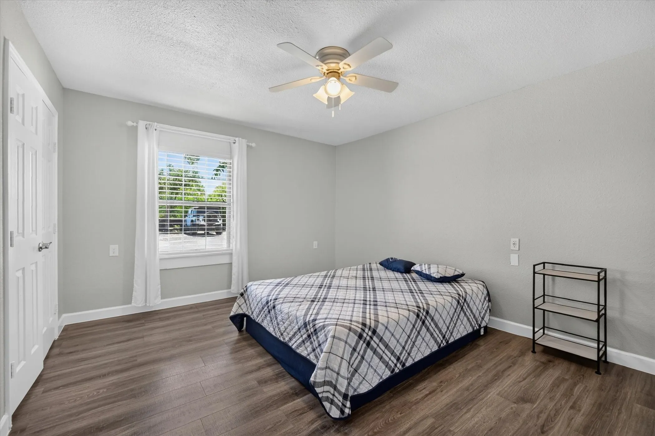Single Family Residence For Sale in Denton County , 7725 FM 2164, Sanger, Texas 76266, 4 Bedrooms, 3 Bathrooms, Garage spaces, 2,469 Sqft, built in 1967, Price $850,000, mls#21335095, Real Estate Agent in Sanger, Homes For Sale in Denton county, Homes For Sale in Sanger, Realtor in Sanger Texas, Real Estate Brokerage Independent Realty Texas, Luminita Cordes Realtor