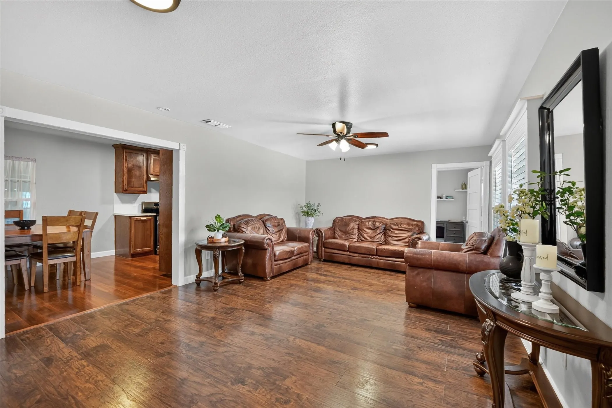 Single Family Residence For Sale in Denton County , 7725 FM 2164, Sanger, Texas 76266, 4 Bedrooms, 3 Bathrooms, Garage spaces, 2,469 Sqft, built in 1967, Price $850,000, mls#21335095, Real Estate Agent in Sanger, Homes For Sale in Denton county, Homes For Sale in Sanger, Realtor in Sanger Texas, Real Estate Brokerage Independent Realty Texas, Luminita Cordes Realtor