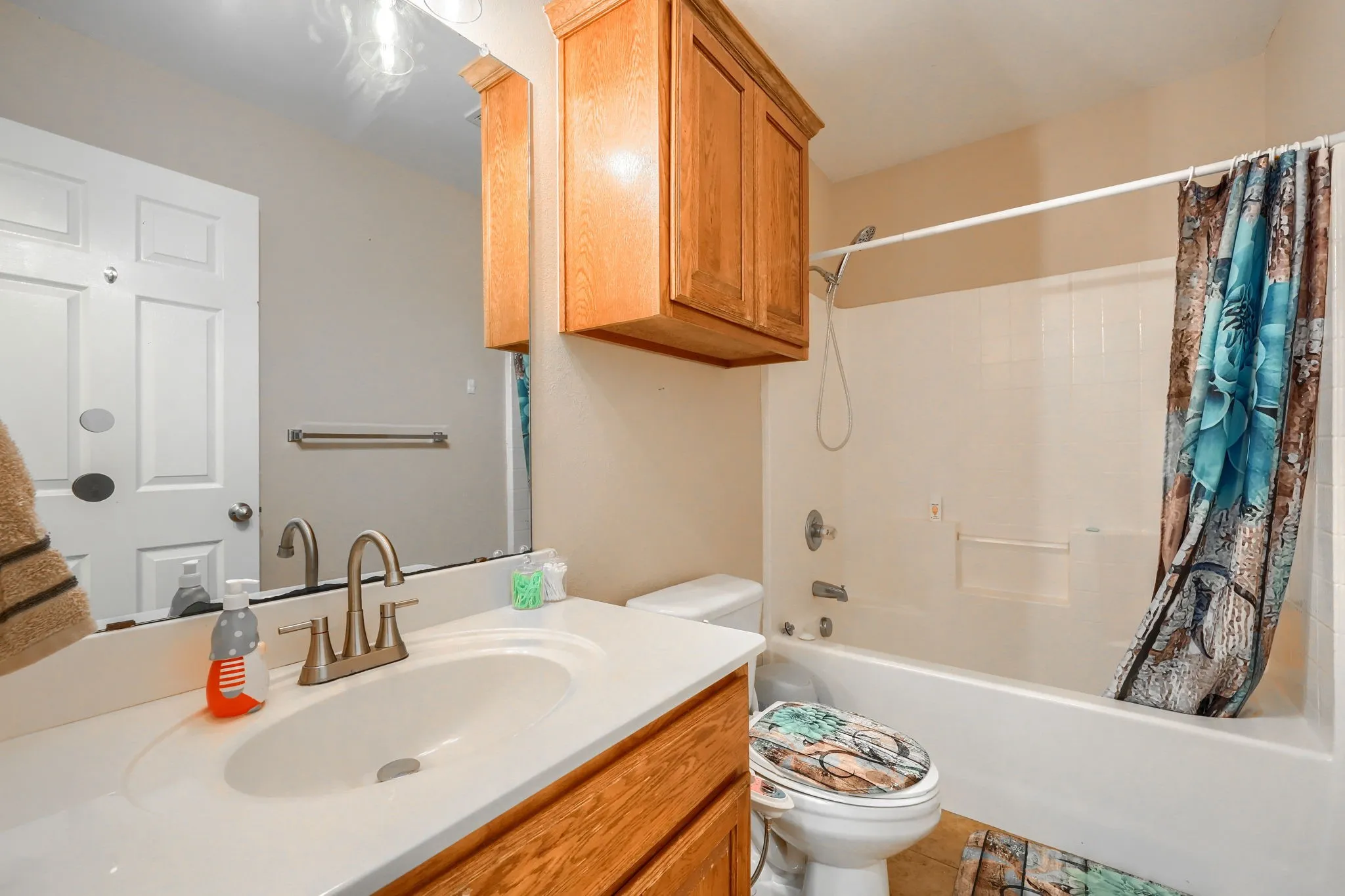Single Family Residence For Sale in Denton County , 221 Quail Run, Aubrey, Texas 76227, 3 Bedroom, 2 Bathroom, 2 Garage spaces, 1,267 Sqft, built in 2006, mls#21330908, Real Estate Agent in Aubrey, Homes For Sale in Denton county, Homes For Sale in Aubrey, Realtor in Aubrey Texas, Real Estate Brokerage Independent Realty Texas, Luminita Cordes Realtor