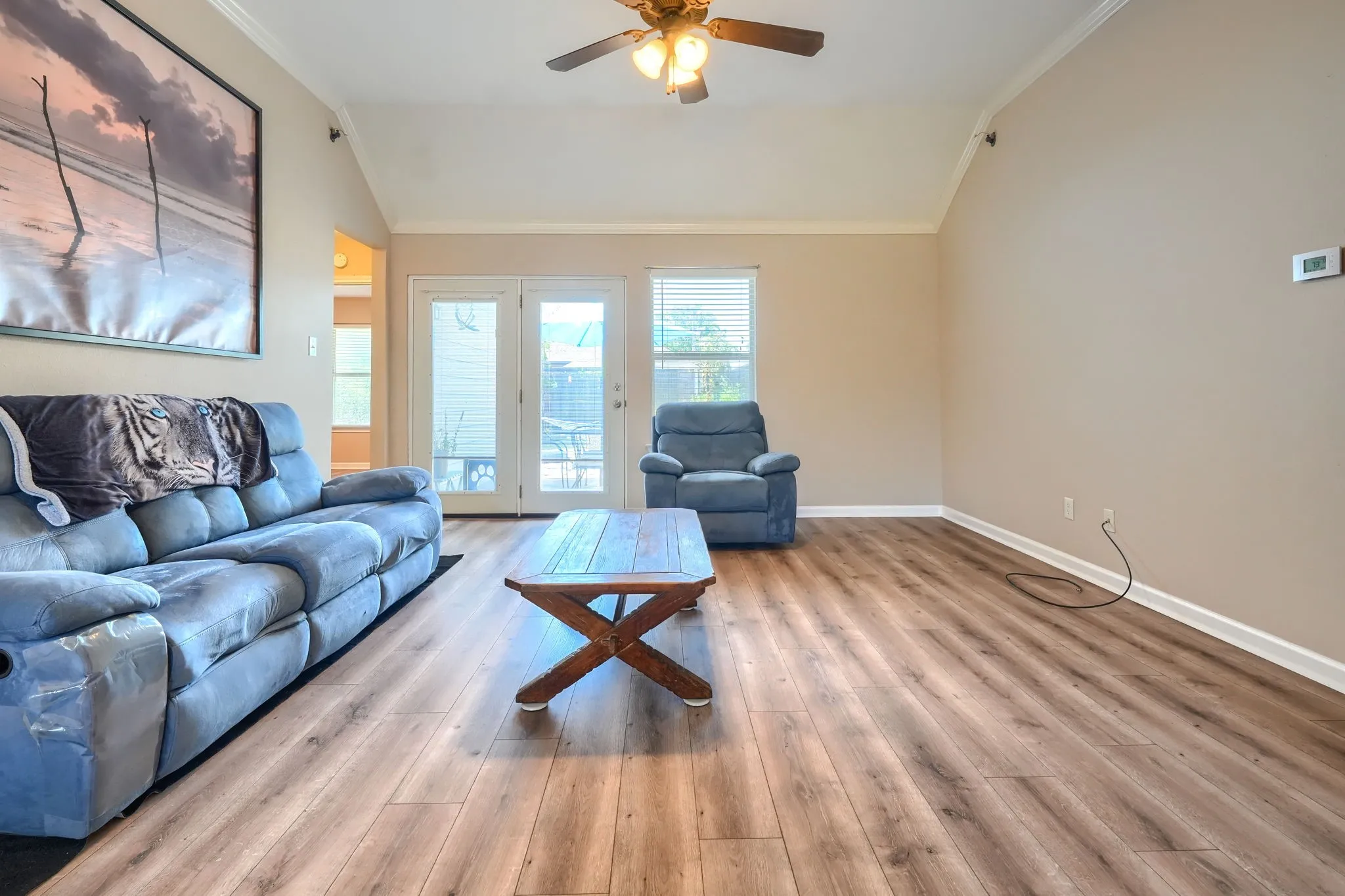 Single Family Residence For Sale in Denton County , 221 Quail Run, Aubrey, Texas 76227, 3 Bedroom, 2 Bathroom, 2 Garage spaces, 1,267 Sqft, built in 2006, mls#21330908, Real Estate Agent in Aubrey, Homes For Sale in Denton county, Homes For Sale in Aubrey, Realtor in Aubrey Texas, Real Estate Brokerage Independent Realty Texas, Luminita Cordes Realtor