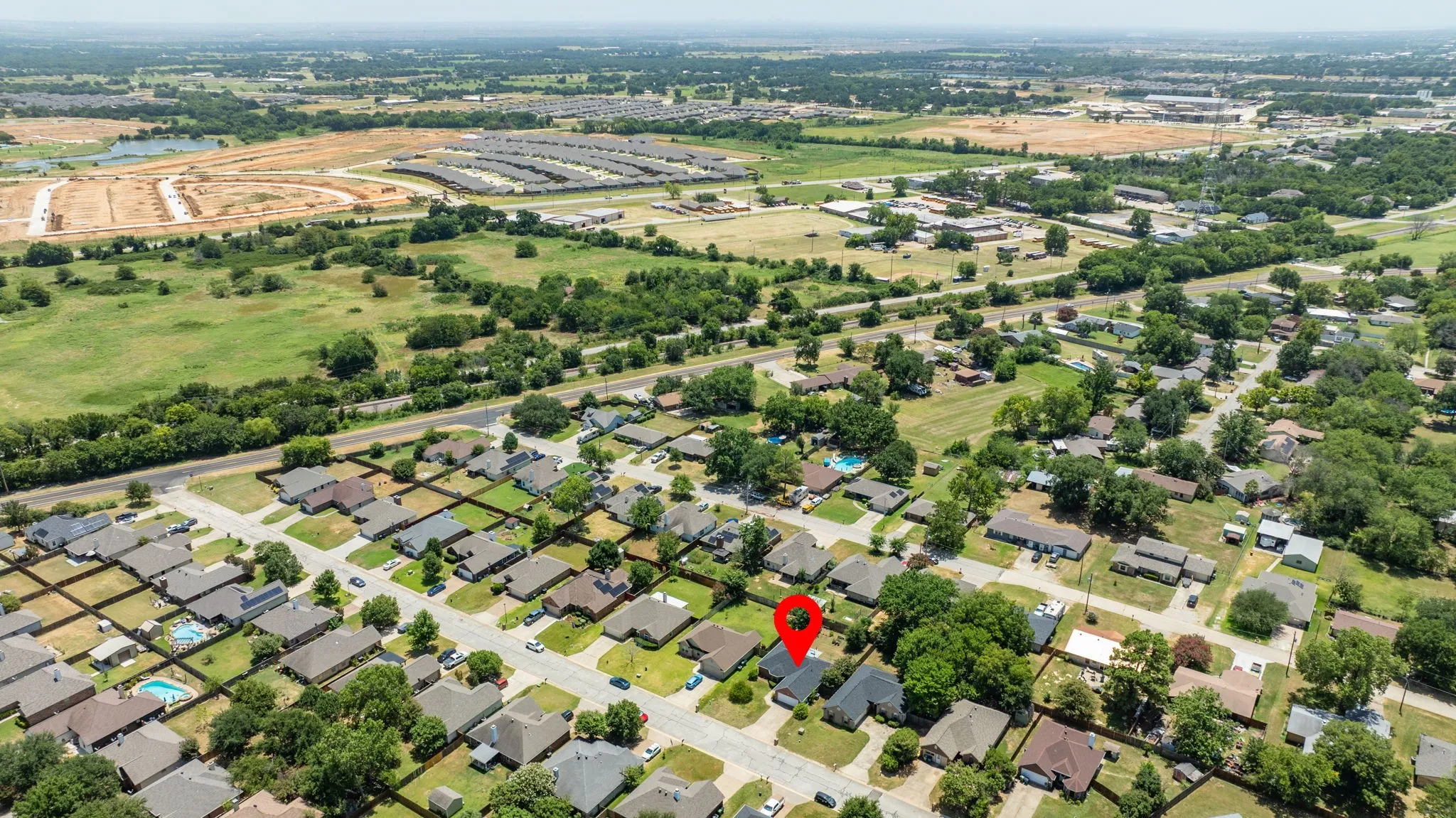 Single Family Residence For Sale in Denton County , 221 Quail Run, Aubrey, Texas 76227, 3 Bedroom, 2 Bathroom, 2 Garage spaces, 1,267 Sqft, built in 2006, mls#21330908, Real Estate Agent in Aubrey, Homes For Sale in Denton county, Homes For Sale in Aubrey, Realtor in Aubrey Texas, Real Estate Brokerage Independent Realty Texas, Luminita Cordes Realtor