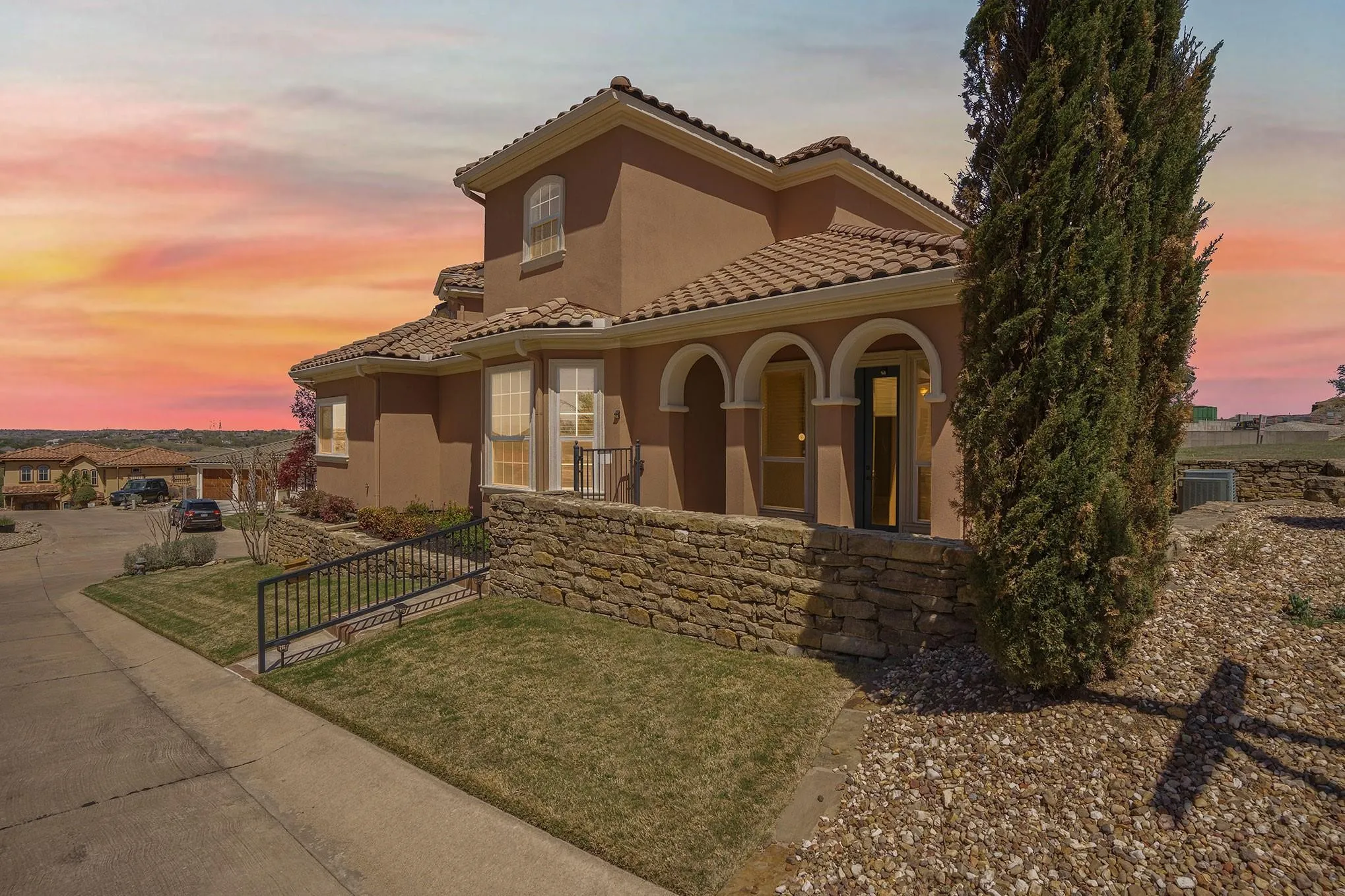 Single Family Residence For Rent in Tarrant County , 7713 Lakeview Circle, Fort Worth, Texas 76179, 4 Bedroom, 3 Bathroom, 2 Garage spaces, 3,817 Sqft, built in 2006, mls#21335104, Real Estate Agent in Fort Worth, Homes For Rent in Tarrant county, Homes For Rent in Fort Worth, Realtor in Fort Worth Texas, Real Estate Brokerage Independent Realty Texas, Luminita Cordes Realtor