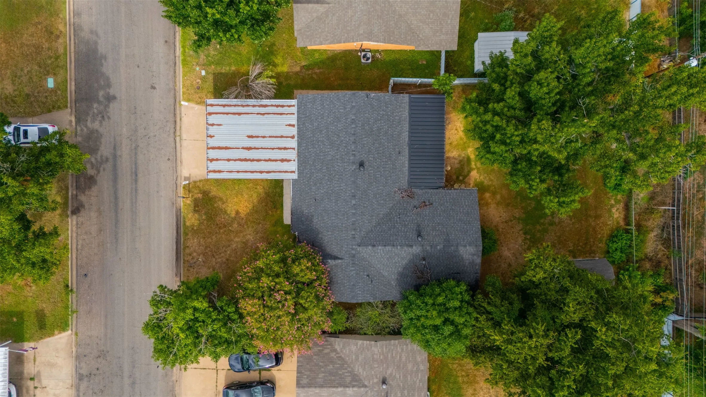 Single Family Residence For Sale in Palo Pinto County , 3407 NE 10th Street, Mineral Wells, Texas 76067, 4 Bedroom, 2 Bathroom, Garage spaces, 1,959 Sqft, built in 1967, mls#21334892, Real Estate Agent in Mineral Wells, Homes For Sale in Palo Pinto county, Homes For Sale in Mineral Wells, Realtor in Mineral Wells Texas, Real Estate Brokerage Independent Realty Texas, Luminita Cordes Realtor