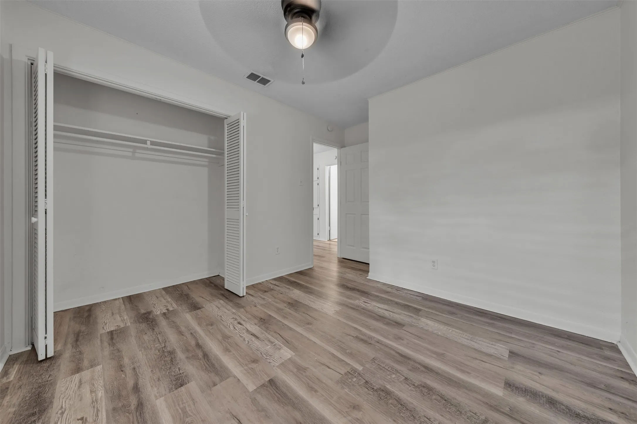 Single Family Residence For Sale in Palo Pinto County , 3407 NE 10th Street, Mineral Wells, Texas 76067, 4 Bedroom, 2 Bathroom, Garage spaces, 1,959 Sqft, built in 1967, mls#21334892, Real Estate Agent in Mineral Wells, Homes For Sale in Palo Pinto county, Homes For Sale in Mineral Wells, Realtor in Mineral Wells Texas, Real Estate Brokerage Independent Realty Texas, Luminita Cordes Realtor