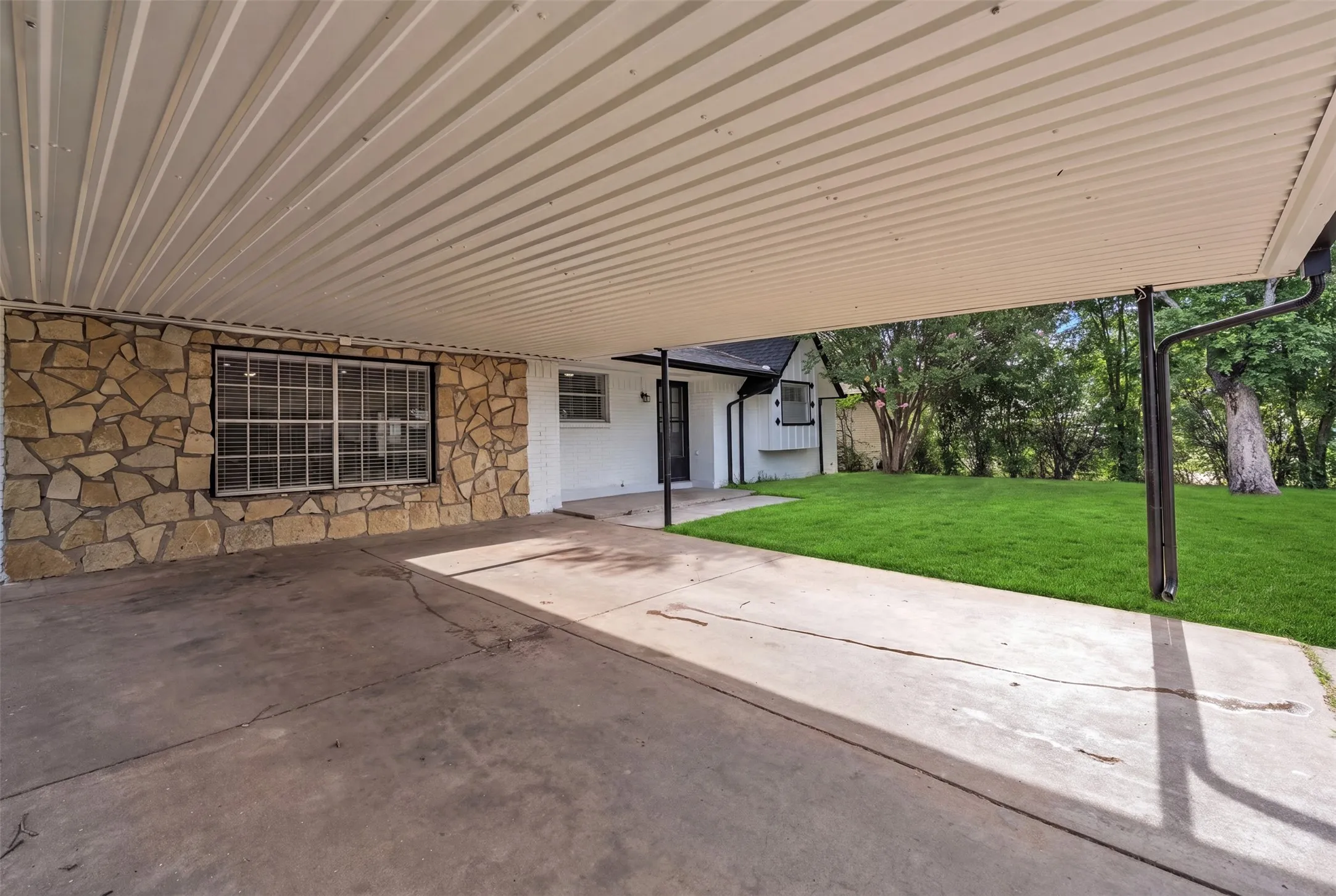 Carport