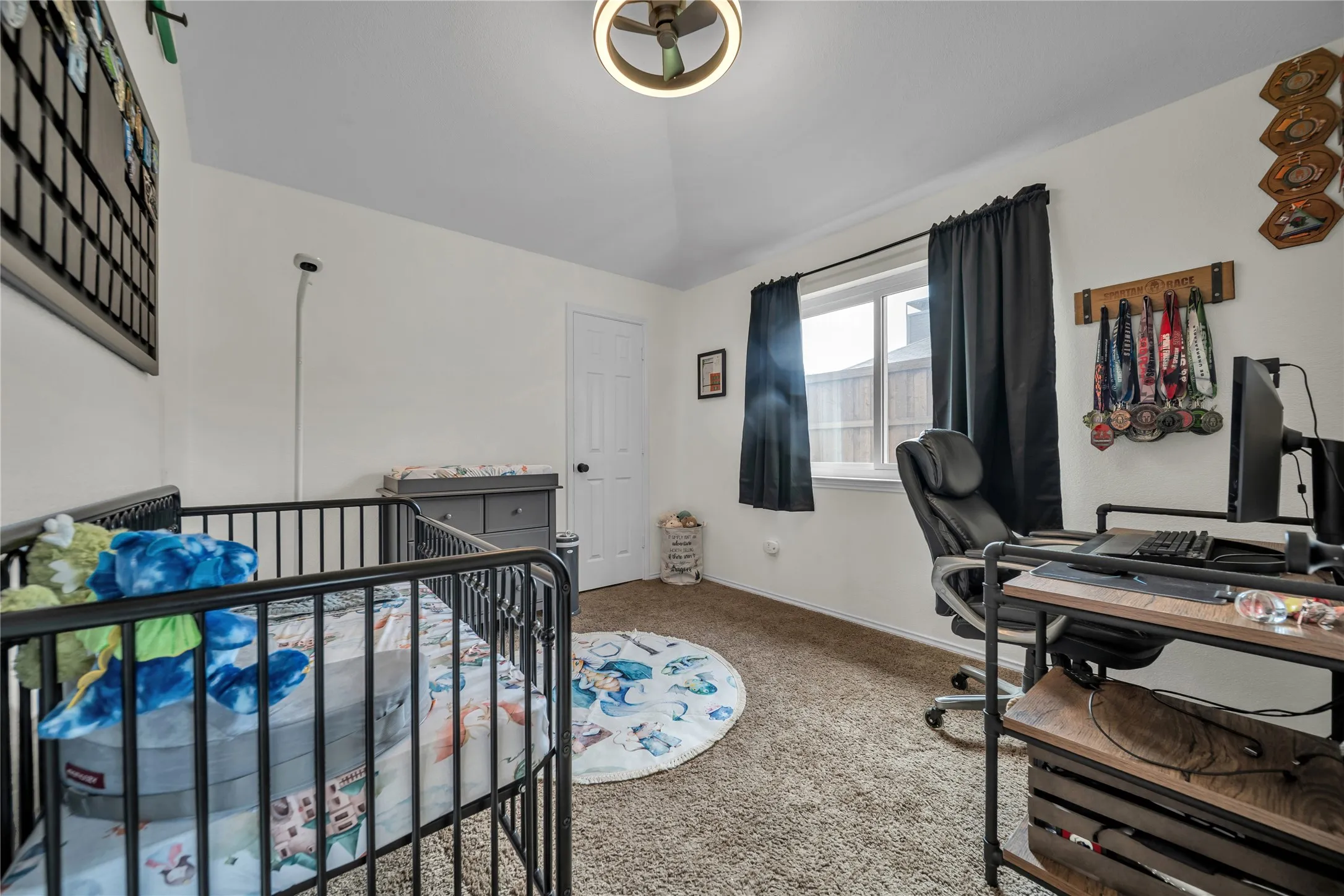 Single Family Residence For Sale in Dallas County , 2604 Hackberry Creek, Mesquite, Texas 75181, 4 Bedroom, 2 Bathroom, 2 Garage spaces, 2,111 Sqft, built in 1995, mls#21333863, Real Estate Agent in Mesquite, Homes For Sale in Dallas county, Homes For Sale in Mesquite, Realtor in Mesquite Texas, Real Estate Brokerage Independent Realty Texas, Luminita Cordes Realtor