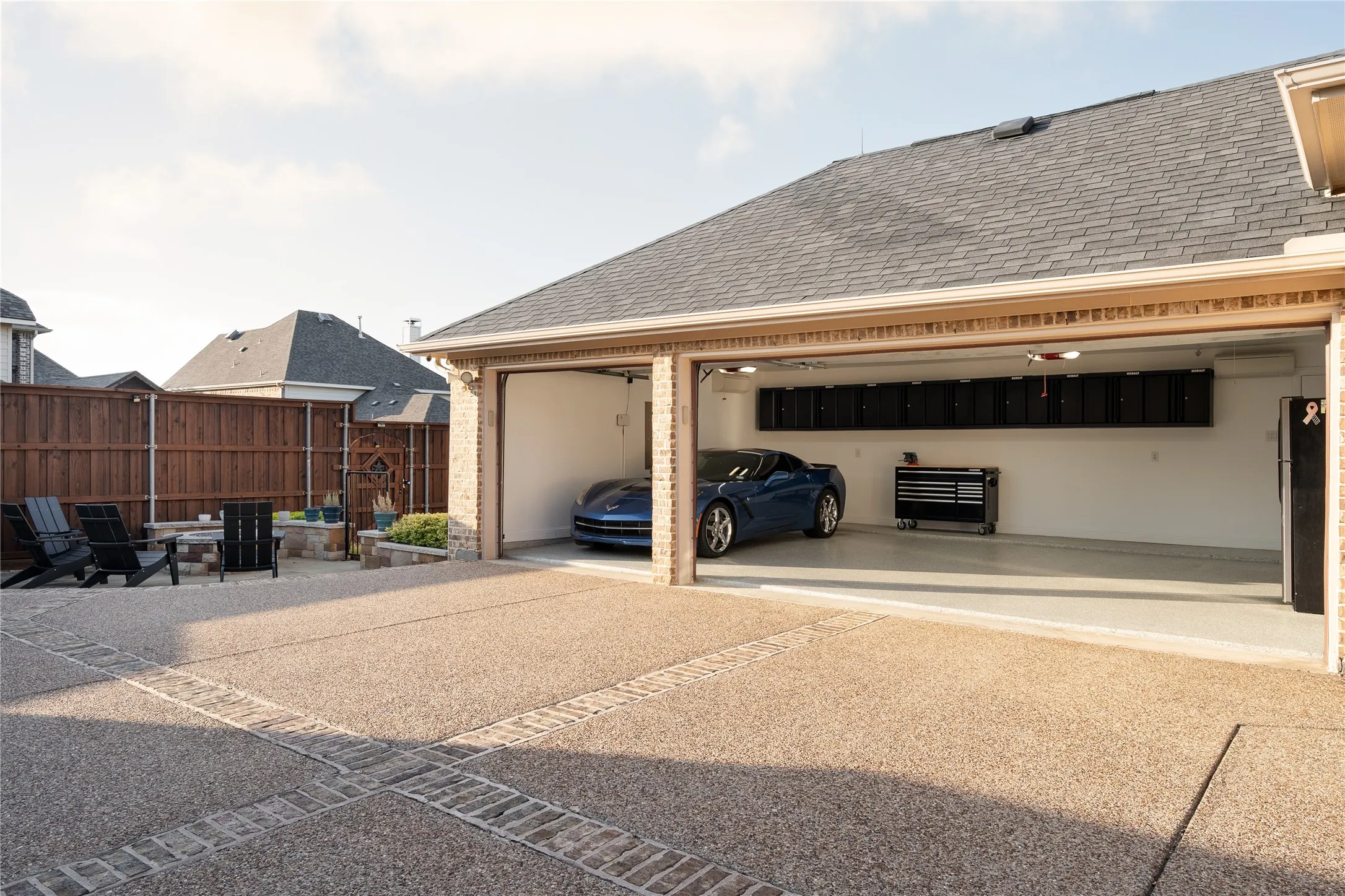 Single Family Residence For Sale in Denton County , 2312 Maidens Castle Drive, Lewisville, Texas 75056, 4 Bedroom, 5 Bathroom, 3 Garage spaces, 4,306 Sqft, built in 2007, mls#21334937, Real Estate Agent in Lewisville, Homes For Sale in Denton county, Homes For Sale in Lewisville, Realtor in Lewisville Texas, Real Estate Brokerage Independent Realty Texas, Luminita Cordes Realtor
