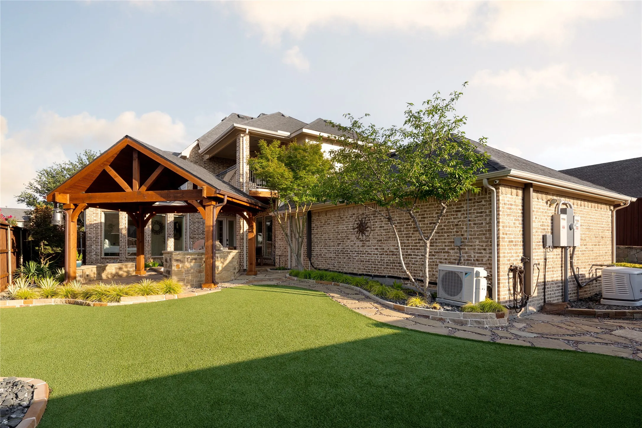 Single Family Residence For Sale in Denton County , 2312 Maidens Castle Drive, Lewisville, Texas 75056, 4 Bedroom, 5 Bathroom, 3 Garage spaces, 4,306 Sqft, built in 2007, mls#21334937, Real Estate Agent in Lewisville, Homes For Sale in Denton county, Homes For Sale in Lewisville, Realtor in Lewisville Texas, Real Estate Brokerage Independent Realty Texas, Luminita Cordes Realtor