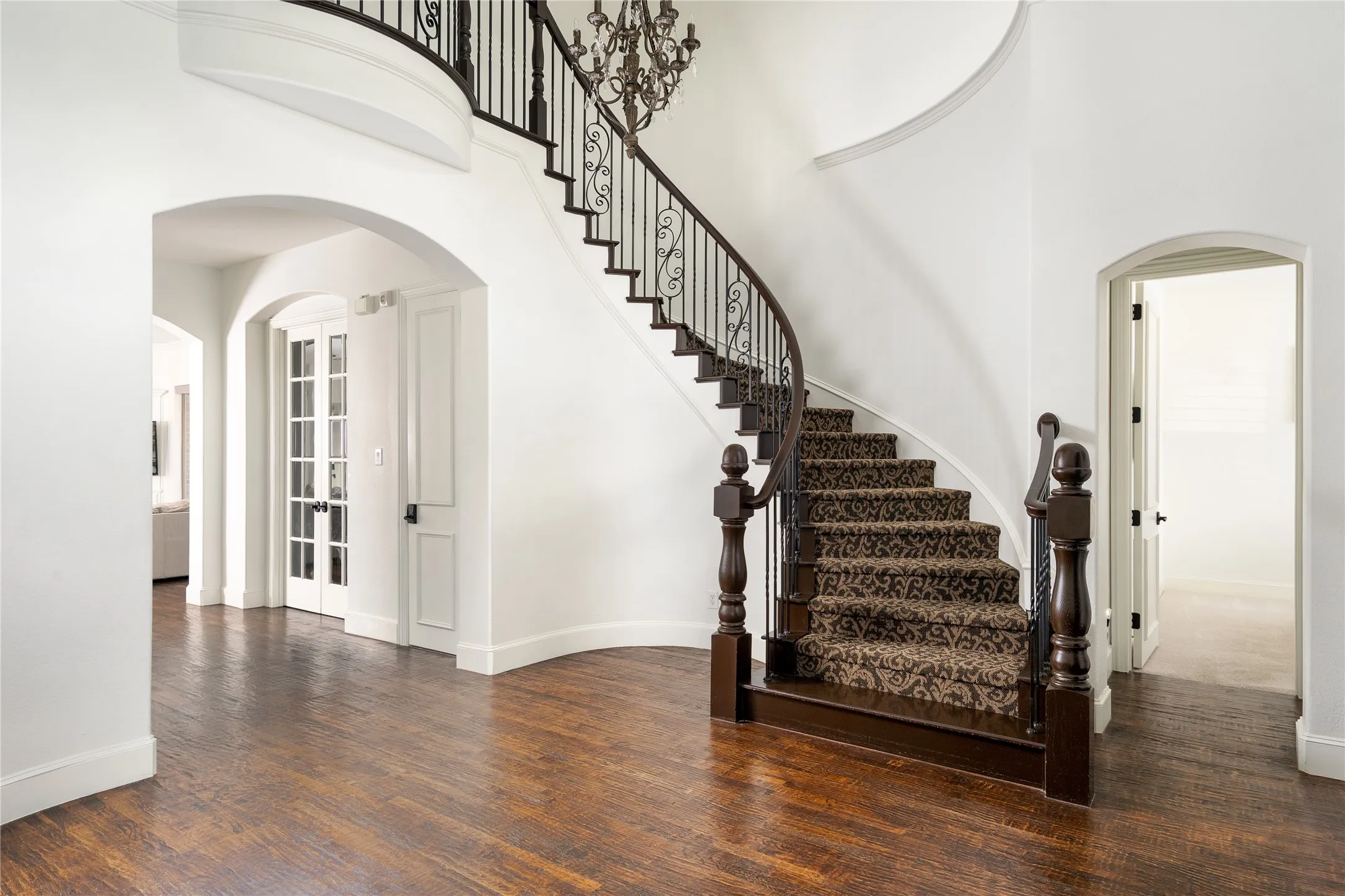 Single Family Residence For Sale in Denton County , 2312 Maidens Castle Drive, Lewisville, Texas 75056, 4 Bedroom, 5 Bathroom, 3 Garage spaces, 4,306 Sqft, built in 2007, mls#21334937, Real Estate Agent in Lewisville, Homes For Sale in Denton county, Homes For Sale in Lewisville, Realtor in Lewisville Texas, Real Estate Brokerage Independent Realty Texas, Luminita Cordes Realtor
