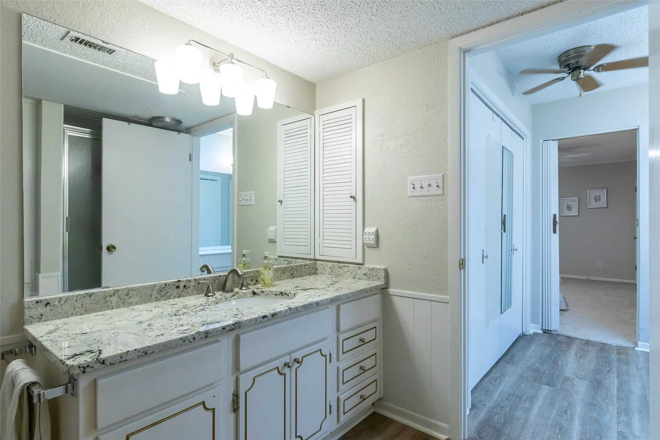 Condominium For Sale in Taylor County , 2732 Barrow Street, Abilene, Texas 79605, 3 Bedroom, 3 Bathroom, 2 Garage spaces, 2,758 Sqft, built in 1974, mls#21333357, Real Estate Agent in Abilene, Homes For Sale in Taylor county, Homes For Sale in Abilene, Realtor in Abilene Texas, Real Estate Brokerage Independent Realty Texas, Luminita Cordes Realtor