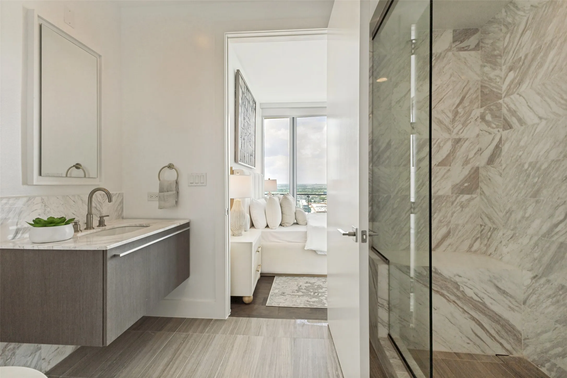 Condominium For Sale in Dallas County , 3130 N Harwood Street 1401, Dallas, Texas 75201, 3 Bedrooms, 4 Bathrooms, 2 Garage spaces, 2,231 Sqft, built in 2018, Price $1,712,000, mls#21333577, Real Estate Agent in Dallas, Homes For Sale in Dallas county, Homes For Sale in Dallas, Realtor in Dallas Texas, Real Estate Brokerage Independent Realty Texas, Luminita Cordes Realtor