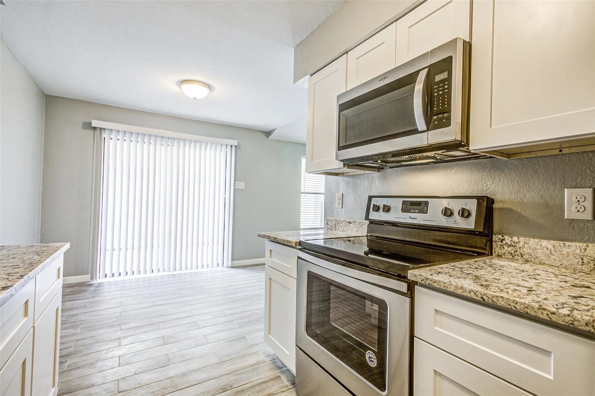 Condominium For Rent in Dallas County , 2240 Tarpley Road 324, Carrollton, Texas 75006, 3 Bedroom, 2 Bathroom, Garage spaces, 1,083 Sqft, built in 1982, mls#21335132, Real Estate Agent in Carrollton, Homes For Rent in Dallas county, Homes For Rent in Carrollton, Realtor in Carrollton Texas, Real Estate Brokerage Independent Realty Texas, Luminita Cordes Realtor