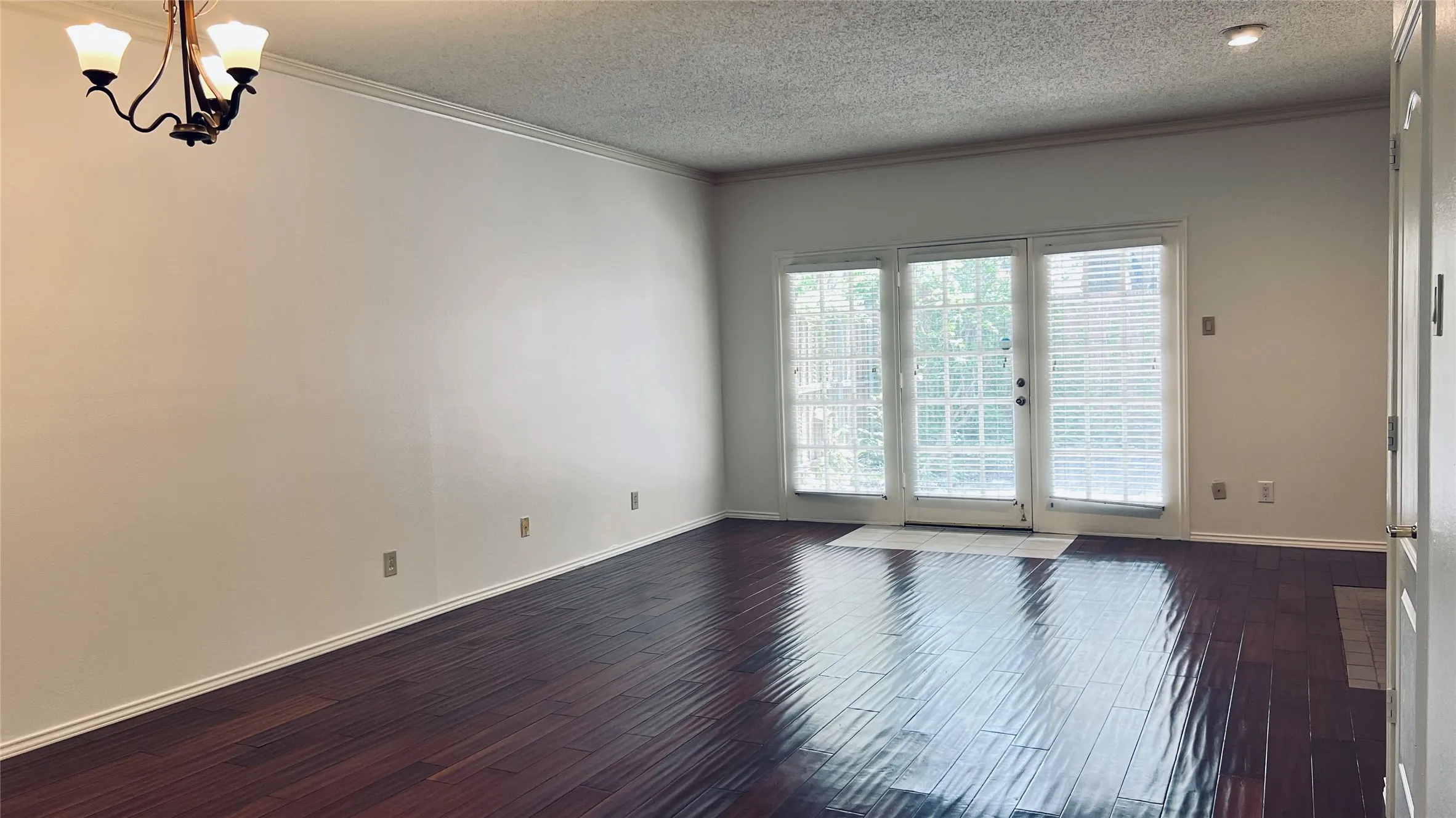 Condominium For Rent in Collin County , 5859 Frankford Road 1009, Dallas, Texas 75252, 2 Bedroom, 2 Bathroom, Garage spaces, 1,151 Sqft, built in 1985, mls#21334658, Real Estate Agent in Dallas, Homes For Rent in Collin county, Homes For Rent in Dallas, Realtor in Dallas Texas, Real Estate Brokerage Independent Realty Texas, Luminita Cordes Realtor