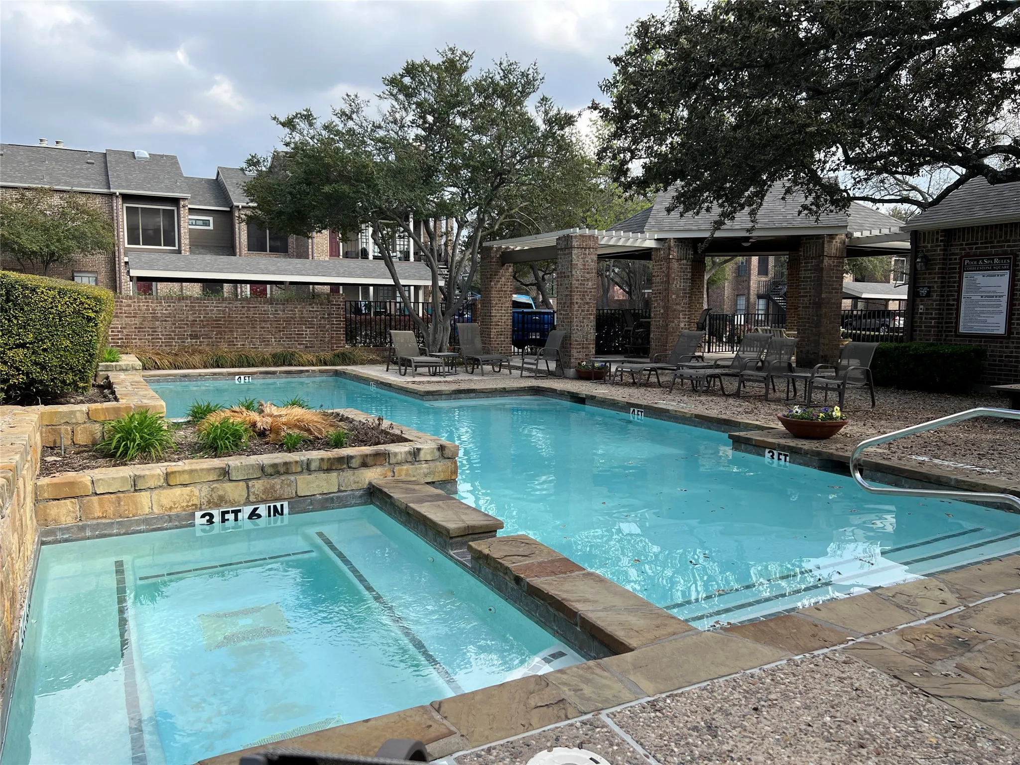 Condominium For Rent in Collin County , 5859 Frankford Road 1009, Dallas, Texas 75252, 2 Bedroom, 2 Bathroom, Garage spaces, 1,151 Sqft, built in 1985, mls#21334658, Real Estate Agent in Dallas, Homes For Rent in Collin county, Homes For Rent in Dallas, Realtor in Dallas Texas, Real Estate Brokerage Independent Realty Texas, Luminita Cordes Realtor