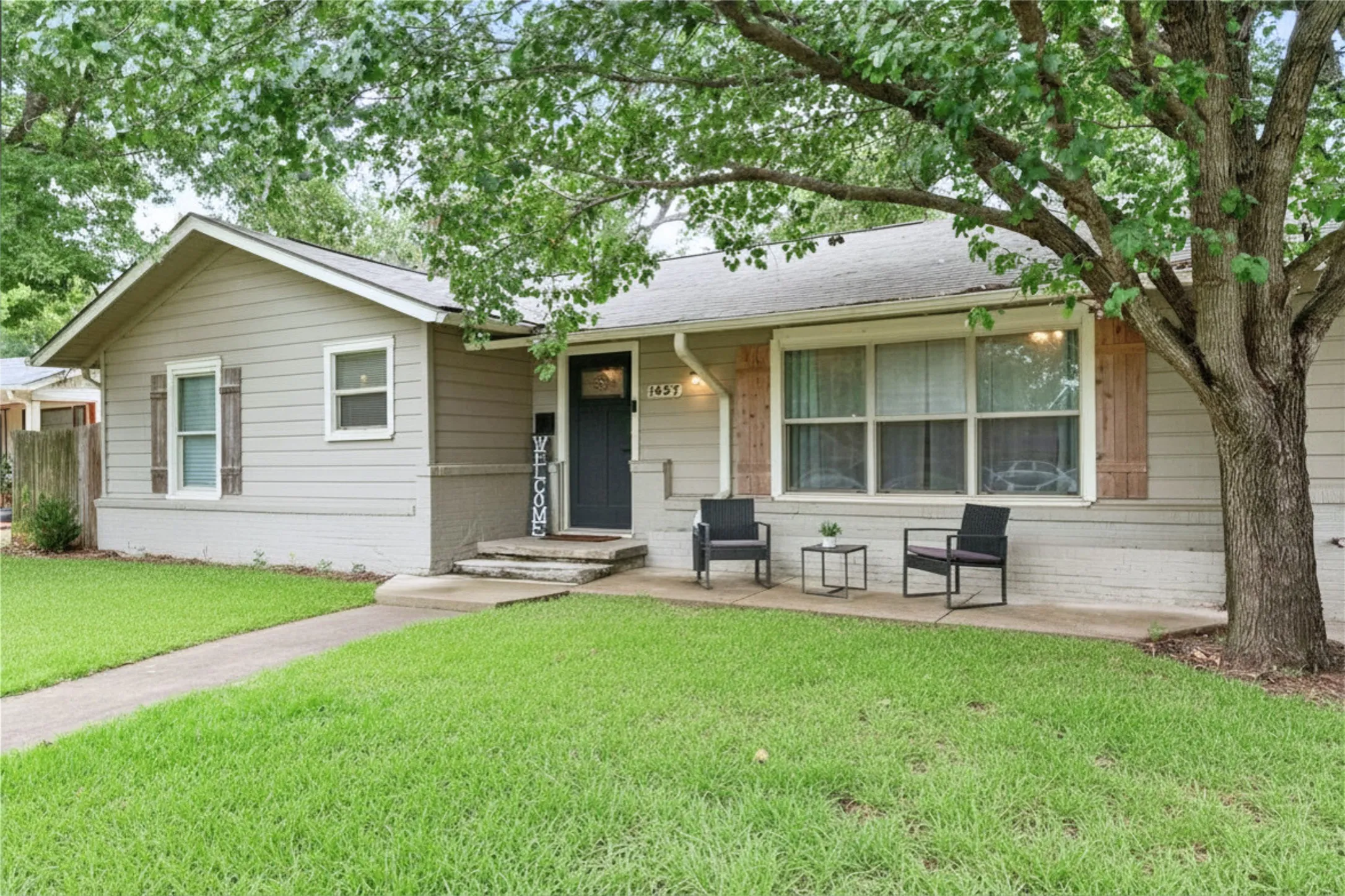 Single Family Residence For Sale in Navarro County , 1437 Ficklin Avenue, Corsicana, Texas 75110, 3 Bedroom, 2 Bathroom, Garage spaces, 1,592 Sqft, built in 1956, mls#21334865, Real Estate Agent in Corsicana, Homes For Sale in Navarro county, Homes For Sale in Corsicana, Realtor in Corsicana Texas, Real Estate Brokerage Independent Realty Texas, Luminita Cordes Realtor