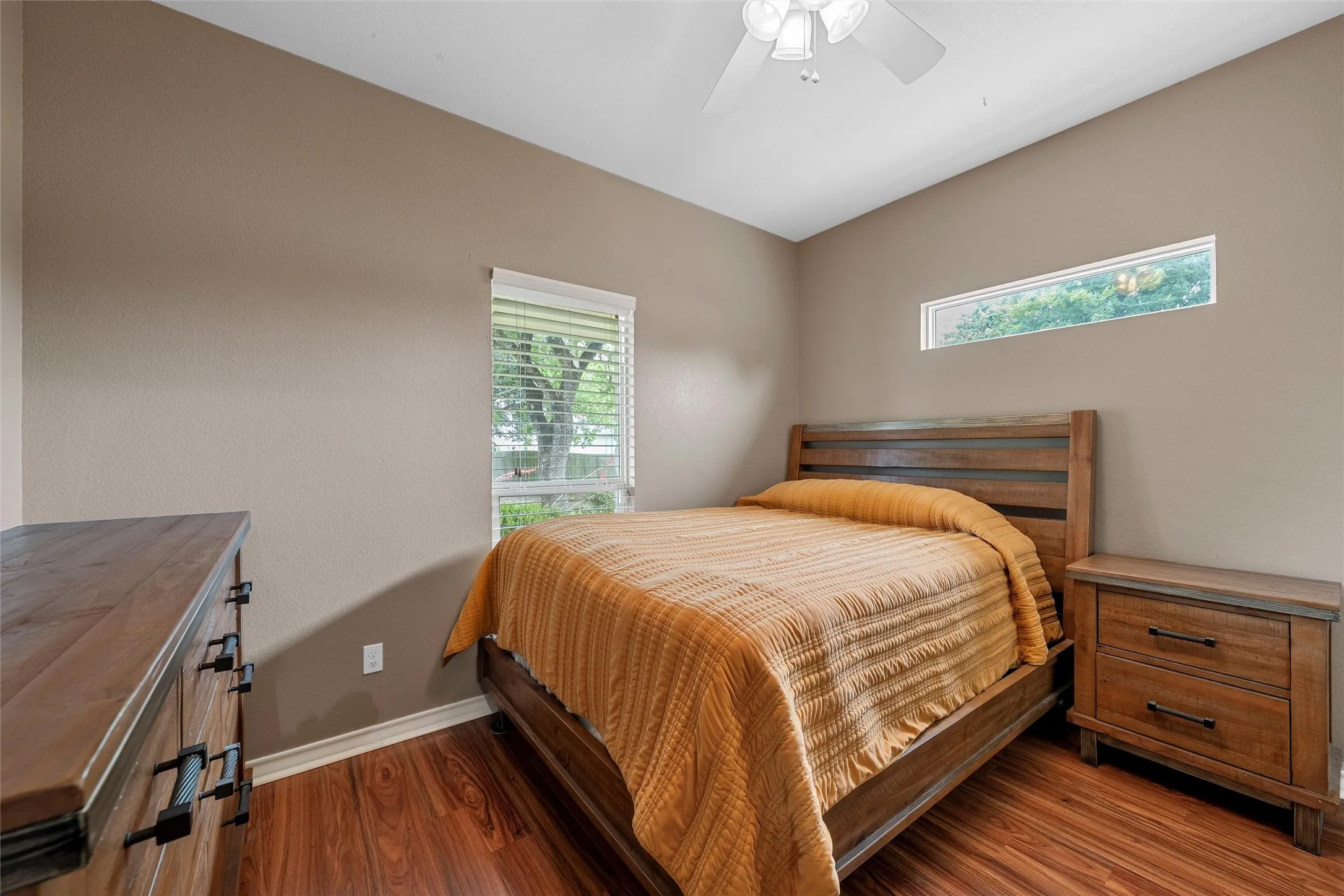 Single Family Residence For Sale in Mc Lennan County , 1117 Downsville Road, Robinson, Texas 76706, 4 Bedroom, 3 Bathroom, Garage spaces, 2,136 Sqft, built in 2013, mls#21334975, Real Estate Agent in Robinson, Homes For Sale in Mc Lennan county, Homes For Sale in Robinson, Realtor in Robinson Texas, Real Estate Brokerage Independent Realty Texas, Luminita Cordes Realtor