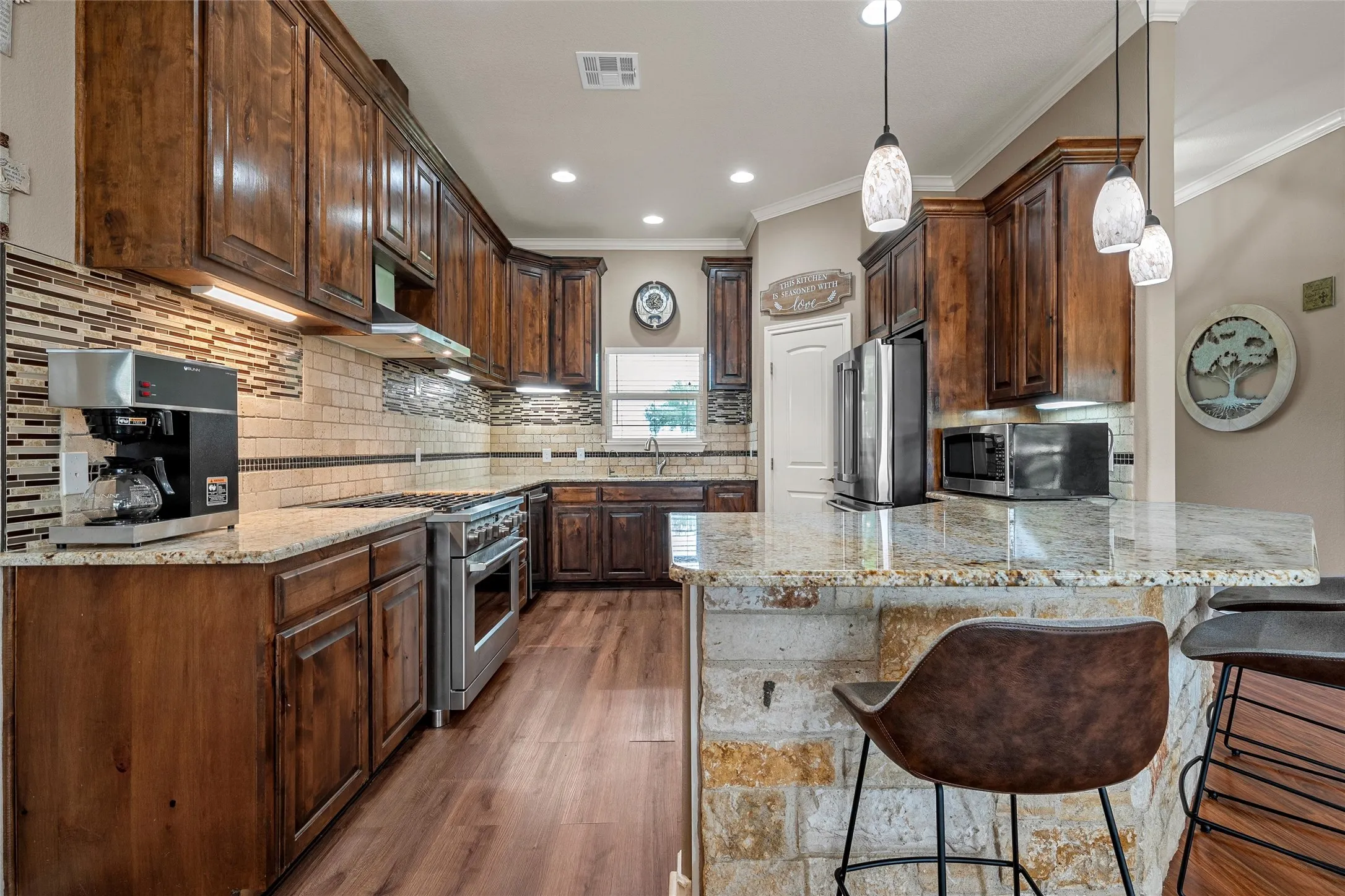 Single Family Residence For Sale in Mc Lennan County , 1117 Downsville Road, Robinson, Texas 76706, 4 Bedroom, 3 Bathroom, Garage spaces, 2,136 Sqft, built in 2013, mls#21334975, Real Estate Agent in Robinson, Homes For Sale in Mc Lennan county, Homes For Sale in Robinson, Realtor in Robinson Texas, Real Estate Brokerage Independent Realty Texas, Luminita Cordes Realtor
