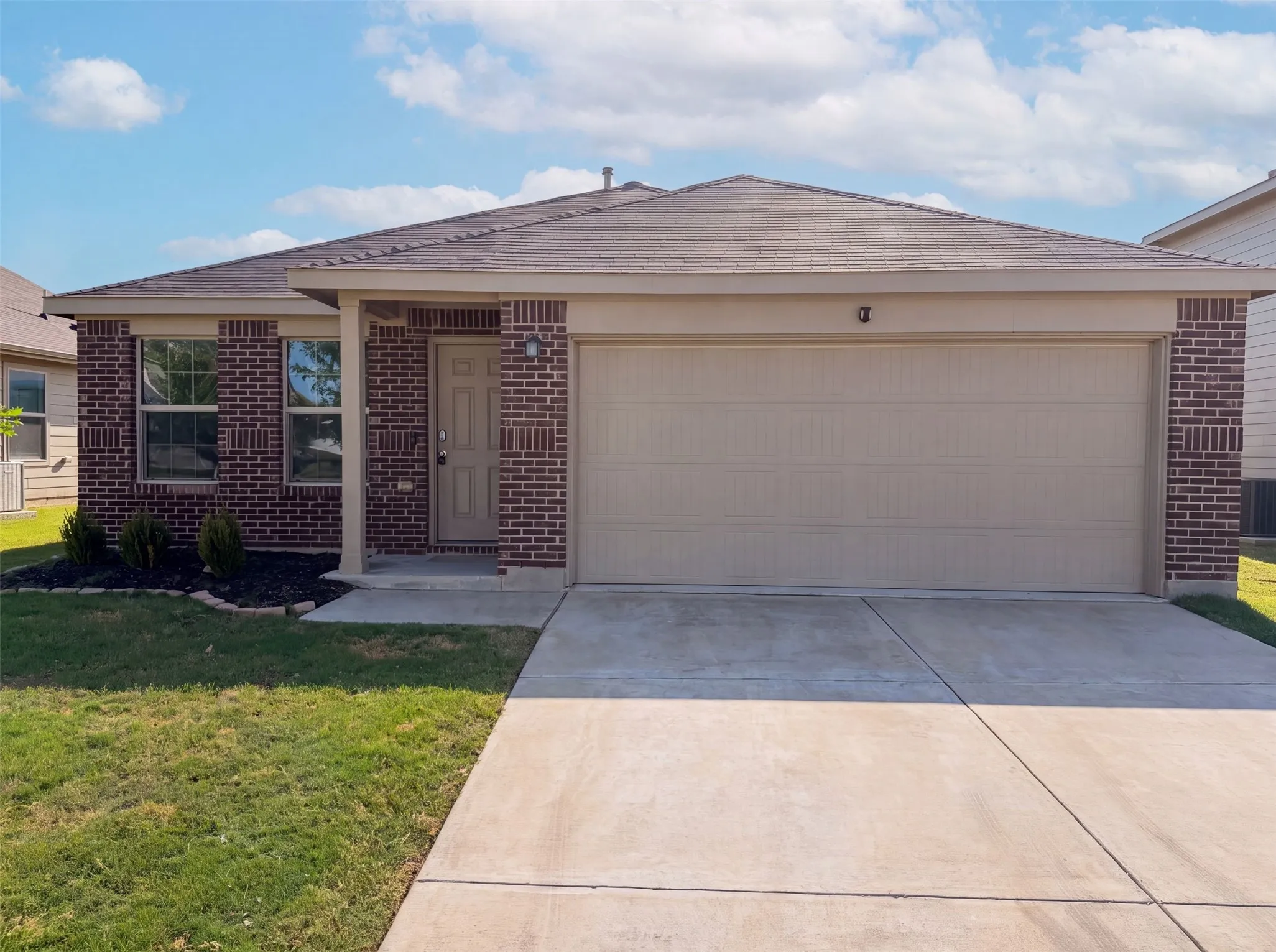 Single Family Residence For Sale in Denton County , 14524 Camino Real Drive, Fort Worth, Texas 76052, 3 Bedroom, 2 Bathroom, 2 Garage spaces, 1,265 Sqft, built in 2021, mls#21326868, Real Estate Agent in Fort Worth, Homes For Sale in Denton county, Homes For Sale in Fort Worth, Realtor in Fort Worth Texas, Real Estate Brokerage Independent Realty Texas, Luminita Cordes Realtor