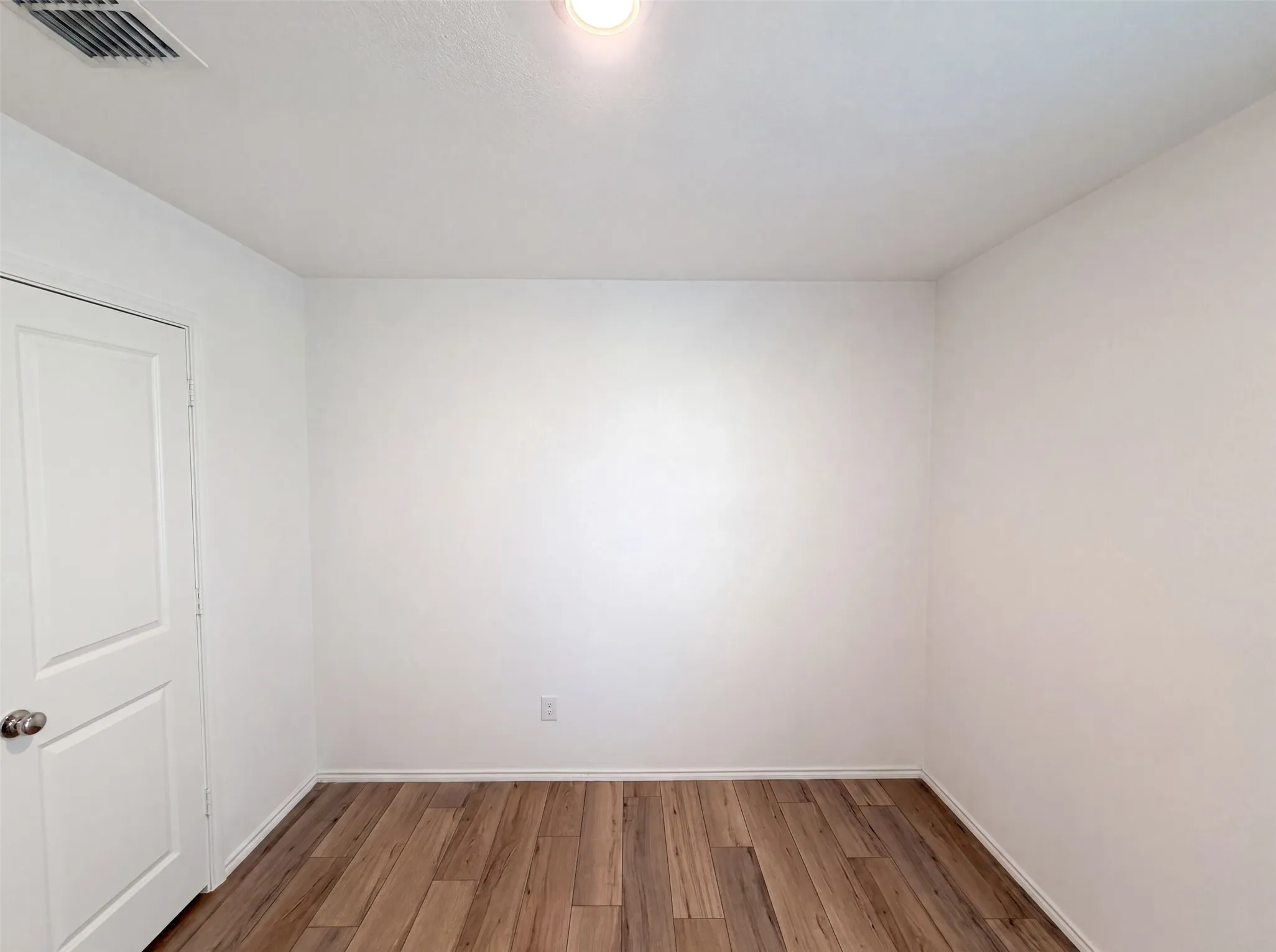 Single Family Residence For Sale in Denton County , 14524 Camino Real Drive, Fort Worth, Texas 76052, 3 Bedroom, 2 Bathroom, 2 Garage spaces, 1,265 Sqft, built in 2021, mls#21326868, Real Estate Agent in Fort Worth, Homes For Sale in Denton county, Homes For Sale in Fort Worth, Realtor in Fort Worth Texas, Real Estate Brokerage Independent Realty Texas, Luminita Cordes Realtor