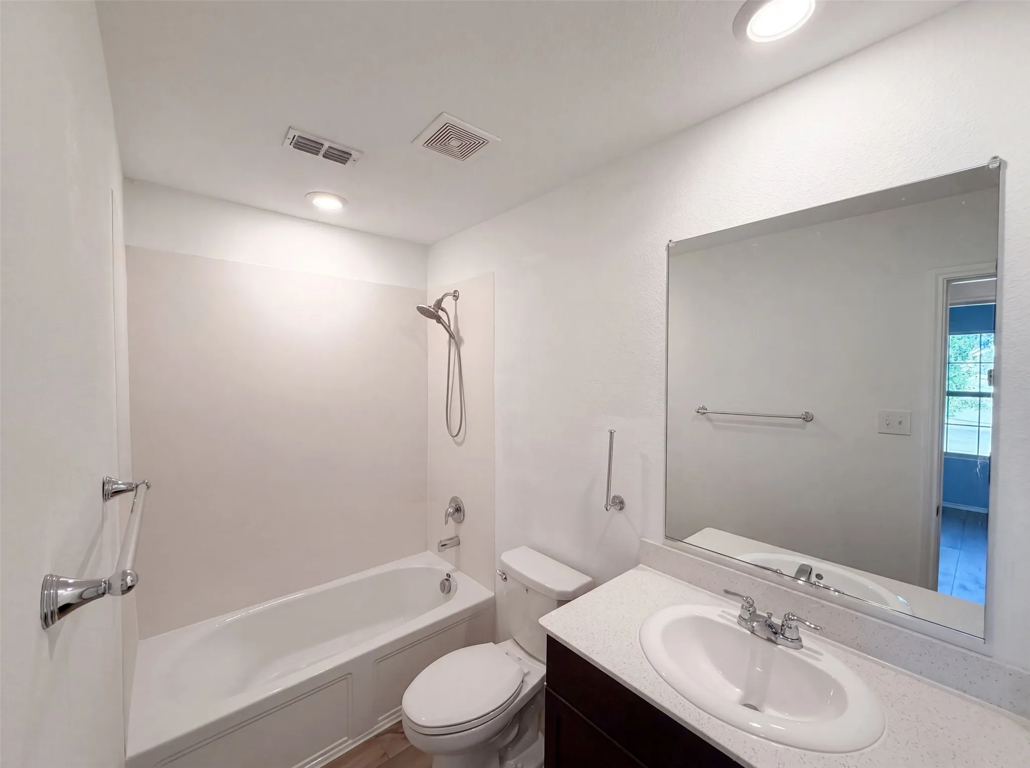 Single Family Residence For Sale in Denton County , 14524 Camino Real Drive, Fort Worth, Texas 76052, 3 Bedroom, 2 Bathroom, 2 Garage spaces, 1,265 Sqft, built in 2021, mls#21326868, Real Estate Agent in Fort Worth, Homes For Sale in Denton county, Homes For Sale in Fort Worth, Realtor in Fort Worth Texas, Real Estate Brokerage Independent Realty Texas, Luminita Cordes Realtor