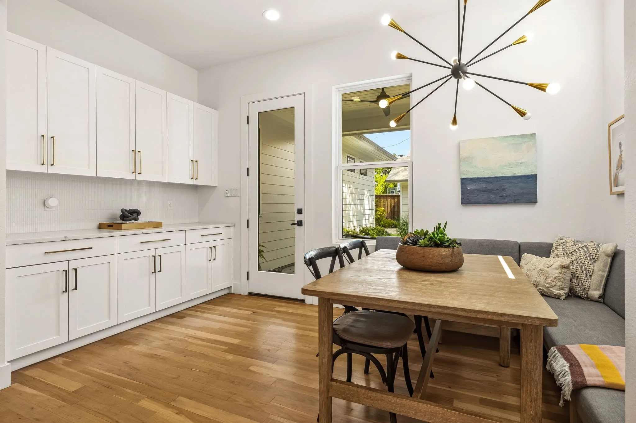 Single Family Residence For Rent in Dallas County , 5509 Richard Avenue, Dallas, Texas 75206, 4 Bedroom, 5 Bathroom, 2 Garage spaces, 4,346 Sqft, built in 2020, mls#21333177, Real Estate Agent in Dallas, Homes For Rent in Dallas county, Homes For Rent in Dallas, Realtor in Dallas Texas, Real Estate Brokerage Independent Realty Texas, Luminita Cordes Realtor