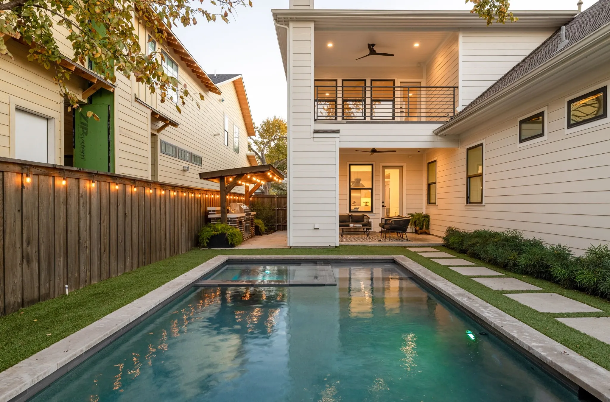 Single Family Residence For Rent in Dallas County , 5509 Richard Avenue, Dallas, Texas 75206, 4 Bedroom, 5 Bathroom, 2 Garage spaces, 4,346 Sqft, built in 2020, mls#21333177, Real Estate Agent in Dallas, Homes For Rent in Dallas county, Homes For Rent in Dallas, Realtor in Dallas Texas, Real Estate Brokerage Independent Realty Texas, Luminita Cordes Realtor