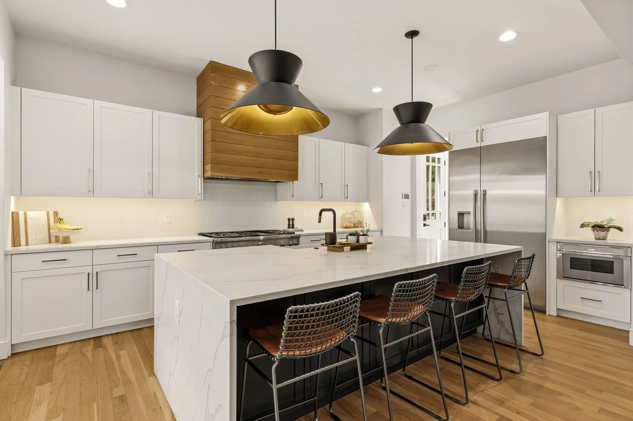 Single Family Residence For Rent in Dallas County , 5509 Richard Avenue, Dallas, Texas 75206, 4 Bedroom, 5 Bathroom, 2 Garage spaces, 4,346 Sqft, built in 2020, mls#21333177, Real Estate Agent in Dallas, Homes For Rent in Dallas county, Homes For Rent in Dallas, Realtor in Dallas Texas, Real Estate Brokerage Independent Realty Texas, Luminita Cordes Realtor