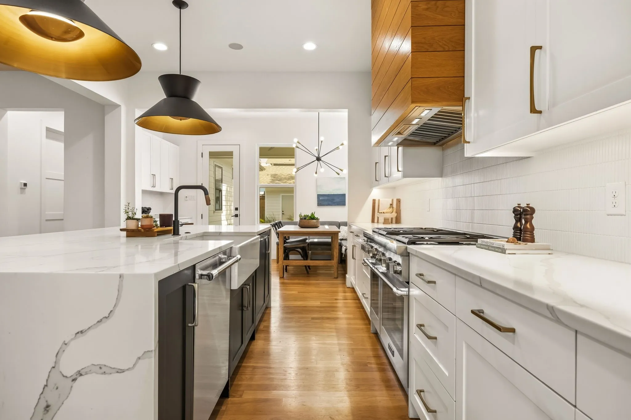 Single Family Residence For Rent in Dallas County , 5509 Richard Avenue, Dallas, Texas 75206, 4 Bedroom, 5 Bathroom, 2 Garage spaces, 4,346 Sqft, built in 2020, mls#21333177, Real Estate Agent in Dallas, Homes For Rent in Dallas county, Homes For Rent in Dallas, Realtor in Dallas Texas, Real Estate Brokerage Independent Realty Texas, Luminita Cordes Realtor
