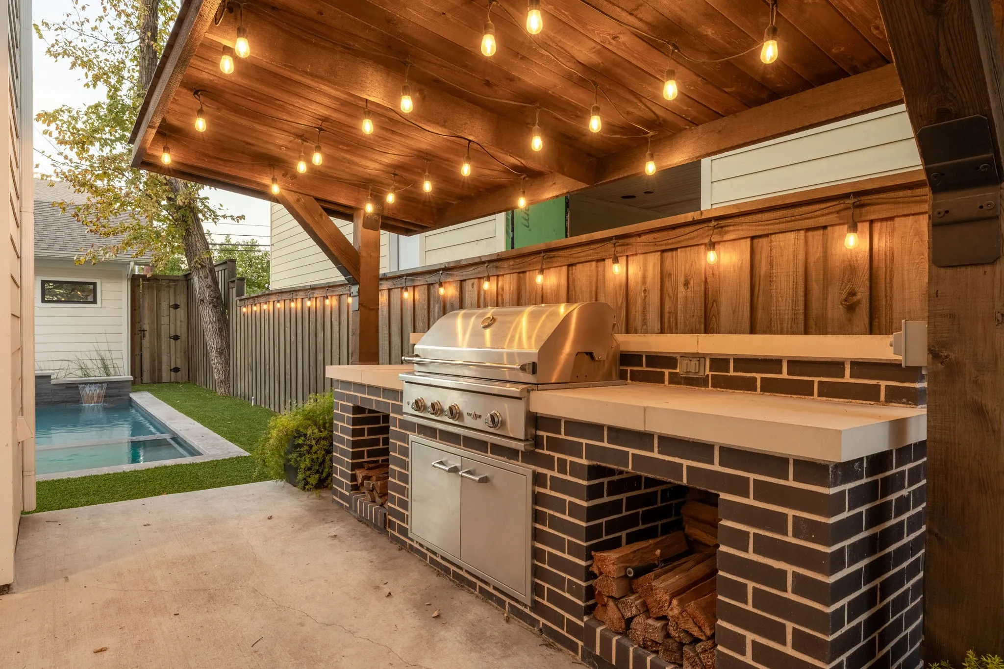 Single Family Residence For Rent in Dallas County , 5509 Richard Avenue, Dallas, Texas 75206, 4 Bedroom, 5 Bathroom, 2 Garage spaces, 4,346 Sqft, built in 2020, mls#21333177, Real Estate Agent in Dallas, Homes For Rent in Dallas county, Homes For Rent in Dallas, Realtor in Dallas Texas, Real Estate Brokerage Independent Realty Texas, Luminita Cordes Realtor