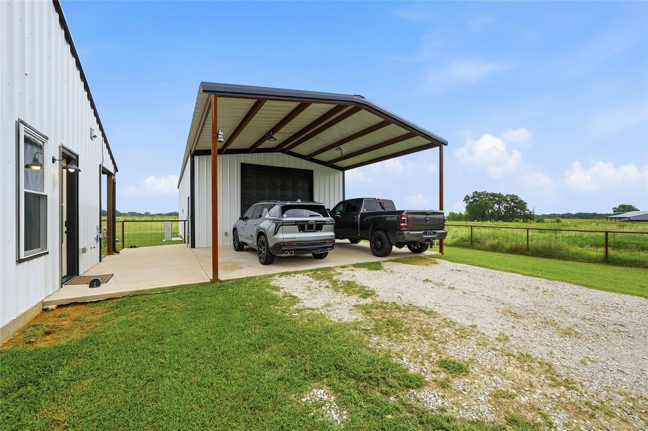 Single Family Residence For Sale in Grayson County , 119 Arkansas Road, Sadler, Texas 76264, 3 Bedrooms, 3 Bathrooms, Garage spaces, 2,218 Sqft, built in 2023, Price $555,000, mls#21333164, Real Estate Agent in Sadler, Homes For Sale in Grayson county, Homes For Sale in Sadler, Realtor in Sadler Texas, Real Estate Brokerage Independent Realty Texas, Luminita Cordes Realtor