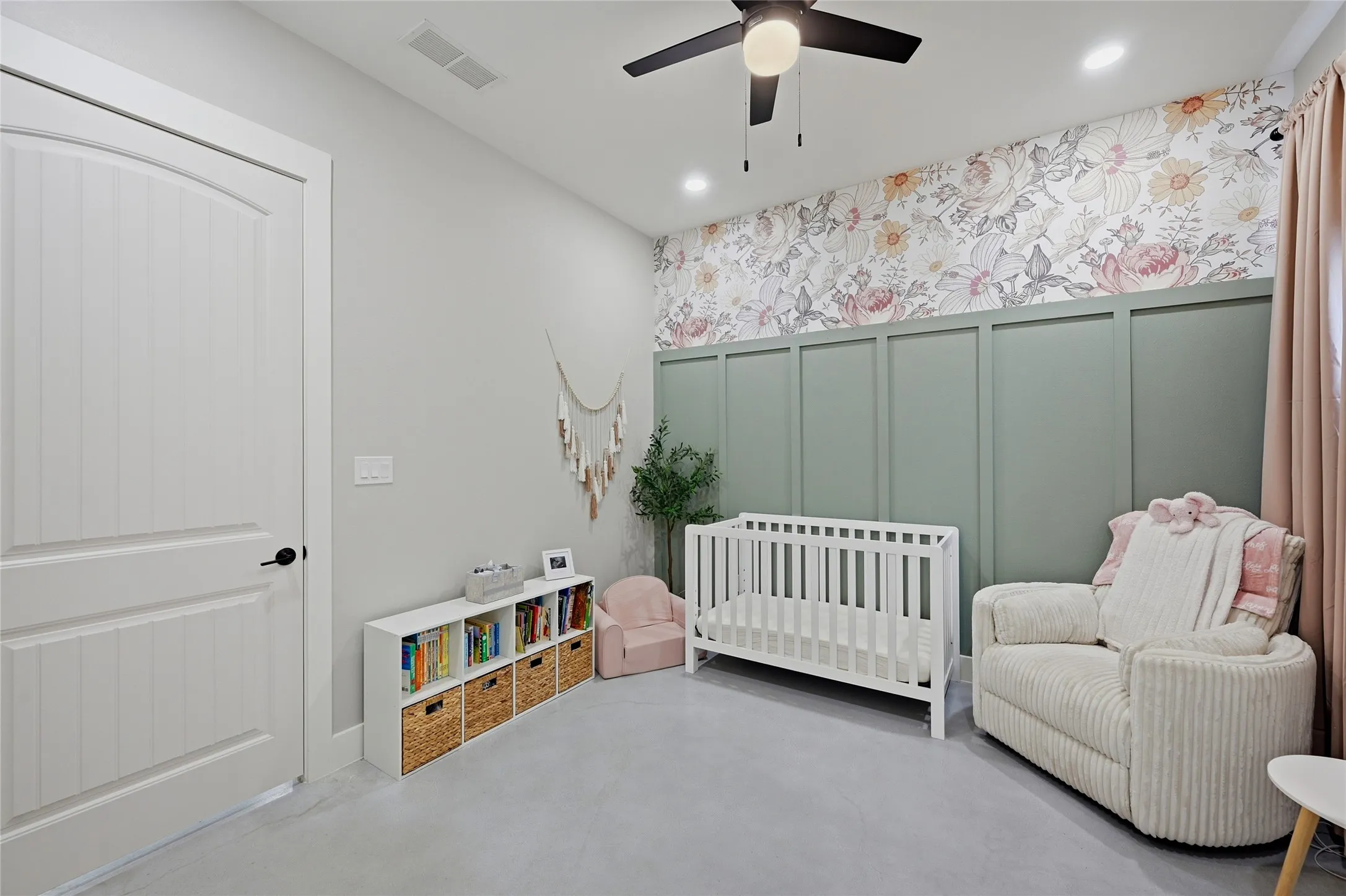 Single Family Residence For Sale in Grayson County , 119 Arkansas Road, Sadler, Texas 76264, 3 Bedrooms, 3 Bathrooms, Garage spaces, 2,218 Sqft, built in 2023, Price $555,000, mls#21333164, Real Estate Agent in Sadler, Homes For Sale in Grayson county, Homes For Sale in Sadler, Realtor in Sadler Texas, Real Estate Brokerage Independent Realty Texas, Luminita Cordes Realtor