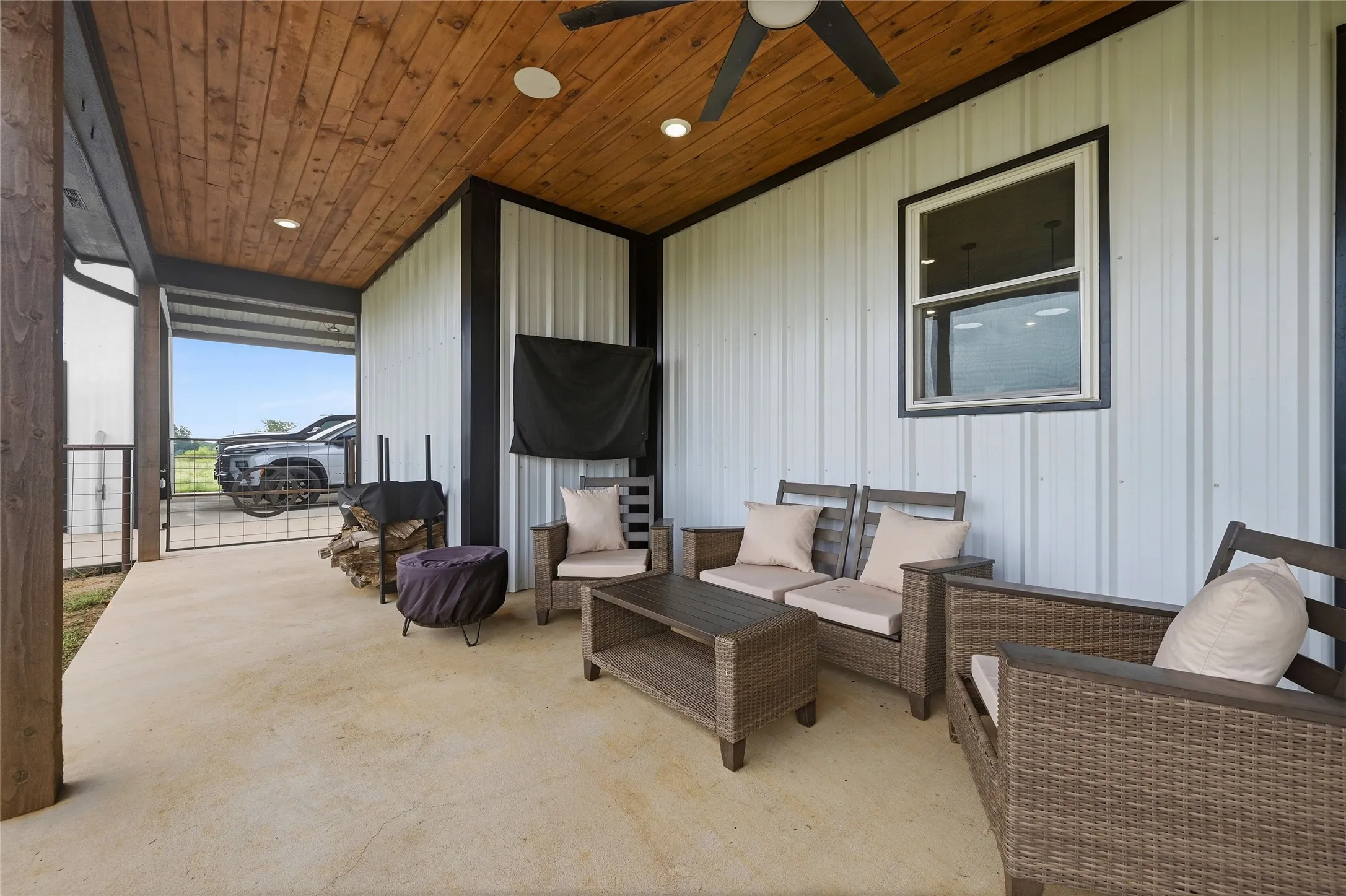Single Family Residence For Sale in Grayson County , 119 Arkansas Road, Sadler, Texas 76264, 3 Bedrooms, 3 Bathrooms, Garage spaces, 2,218 Sqft, built in 2023, Price $555,000, mls#21333164, Real Estate Agent in Sadler, Homes For Sale in Grayson county, Homes For Sale in Sadler, Realtor in Sadler Texas, Real Estate Brokerage Independent Realty Texas, Luminita Cordes Realtor