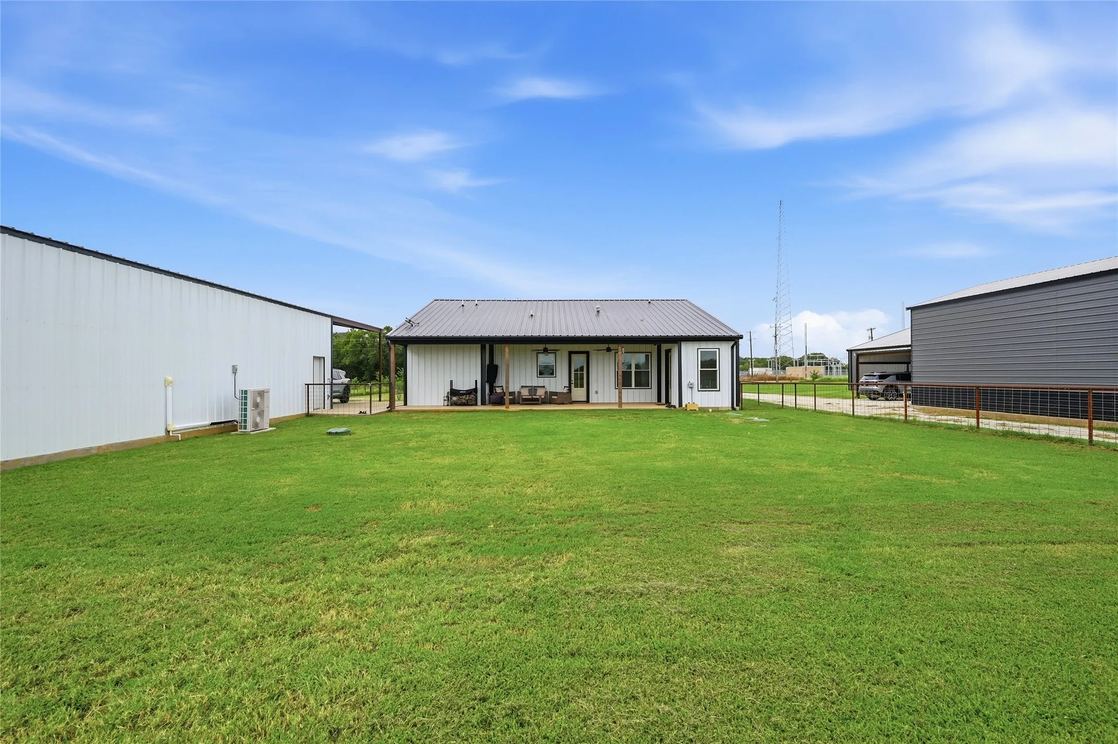 Single Family Residence For Sale in Grayson County , 119 Arkansas Road, Sadler, Texas 76264, 3 Bedrooms, 3 Bathrooms, Garage spaces, 2,218 Sqft, built in 2023, Price $555,000, mls#21333164, Real Estate Agent in Sadler, Homes For Sale in Grayson county, Homes For Sale in Sadler, Realtor in Sadler Texas, Real Estate Brokerage Independent Realty Texas, Luminita Cordes Realtor