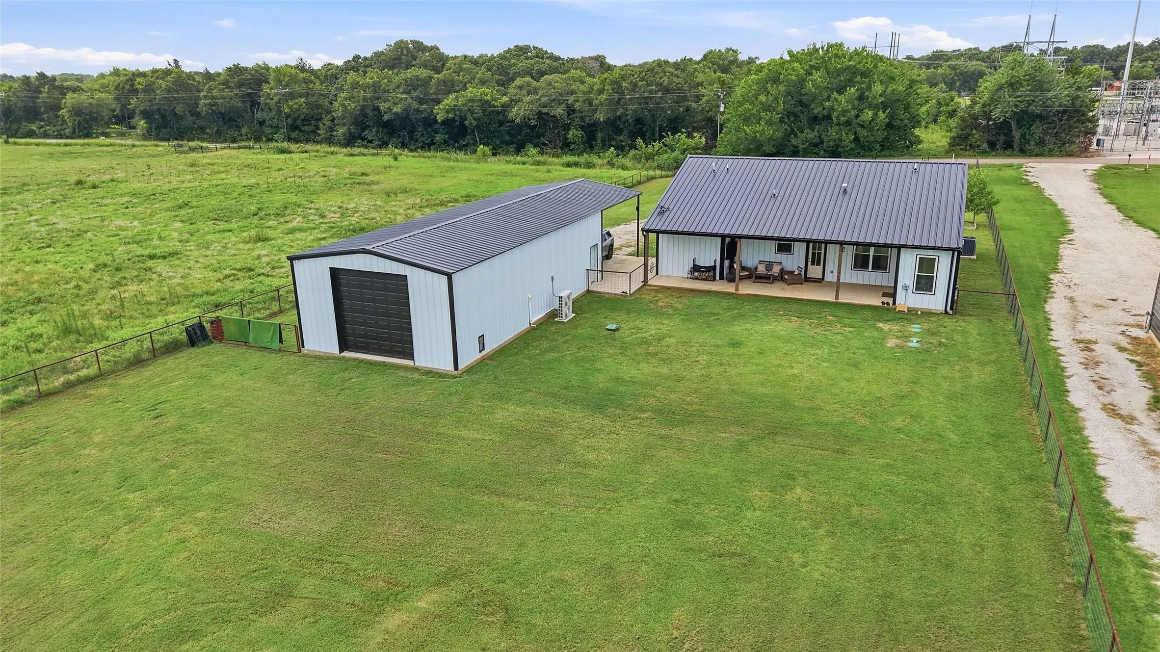 Single Family Residence For Sale in Grayson County , 119 Arkansas Road, Sadler, Texas 76264, 3 Bedrooms, 3 Bathrooms, Garage spaces, 2,218 Sqft, built in 2023, Price $555,000, mls#21333164, Real Estate Agent in Sadler, Homes For Sale in Grayson county, Homes For Sale in Sadler, Realtor in Sadler Texas, Real Estate Brokerage Independent Realty Texas, Luminita Cordes Realtor