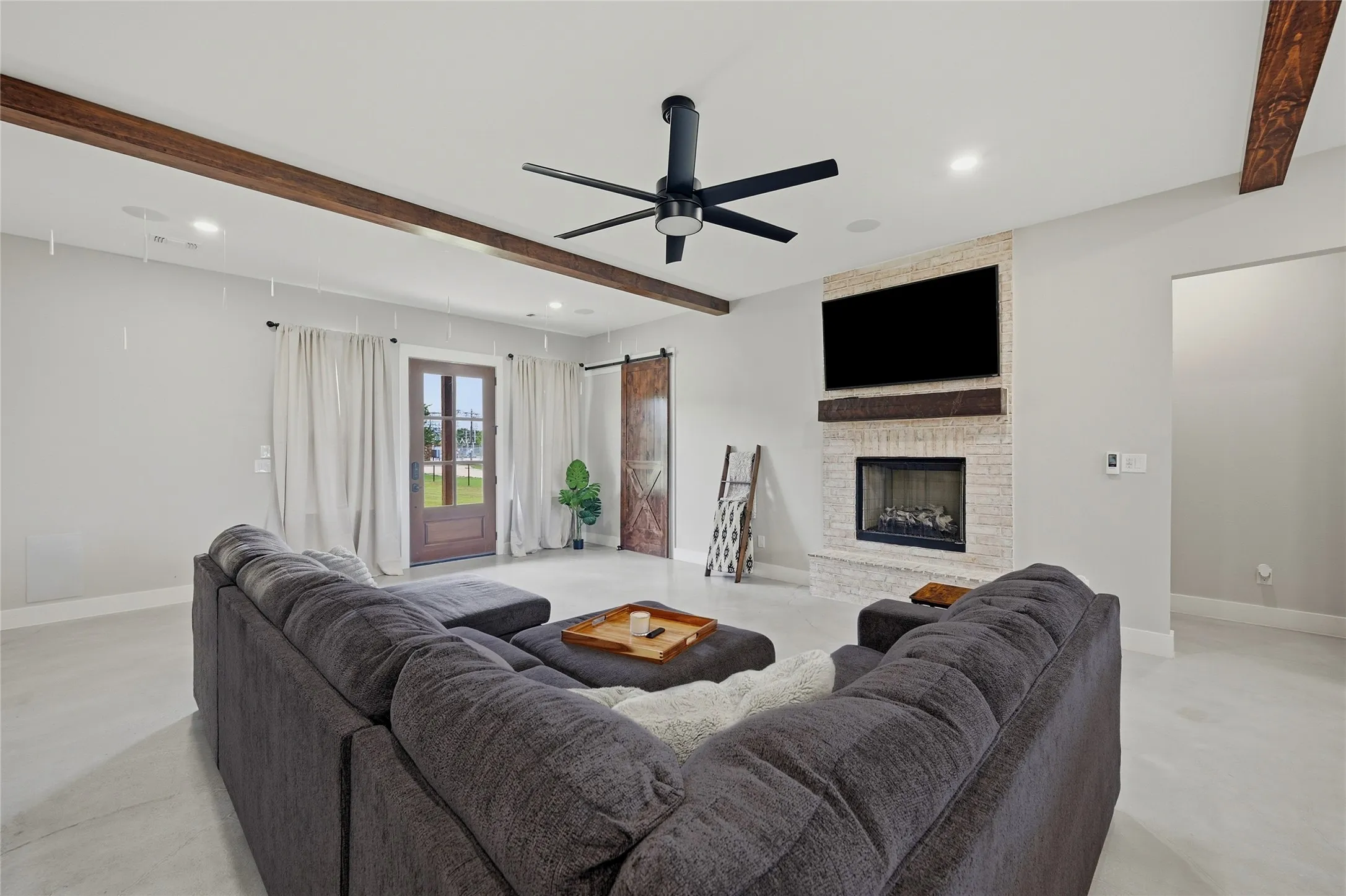 Single Family Residence For Sale in Grayson County , 119 Arkansas Road, Sadler, Texas 76264, 3 Bedrooms, 3 Bathrooms, Garage spaces, 2,218 Sqft, built in 2023, Price $555,000, mls#21333164, Real Estate Agent in Sadler, Homes For Sale in Grayson county, Homes For Sale in Sadler, Realtor in Sadler Texas, Real Estate Brokerage Independent Realty Texas, Luminita Cordes Realtor