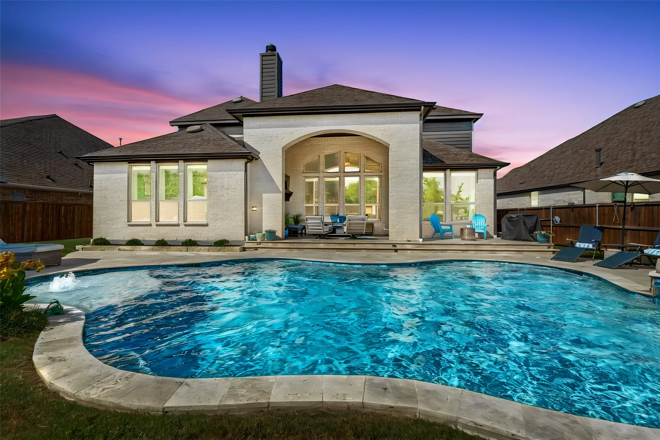 Single Family Residence For Sale in Collin County , 2506 Patton Drive, Melissa, Texas 75454, 5 Bedroom, 4 Bathroom, 4 Garage spaces, 3,801 Sqft, built in 2020, mls#21335156, Real Estate Agent in Melissa, Homes For Sale in Collin county, Homes For Sale in Melissa, Realtor in Melissa Texas, Real Estate Brokerage Independent Realty Texas, Luminita Cordes Realtor
