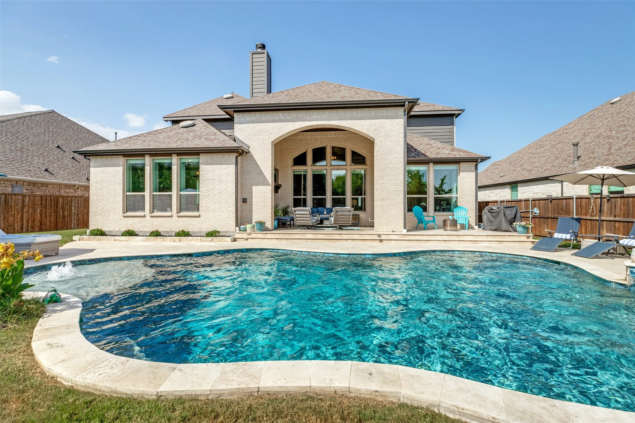 Single Family Residence For Sale in Collin County , 2506 Patton Drive, Melissa, Texas 75454, 5 Bedroom, 4 Bathroom, 4 Garage spaces, 3,801 Sqft, built in 2020, mls#21335156, Real Estate Agent in Melissa, Homes For Sale in Collin county, Homes For Sale in Melissa, Realtor in Melissa Texas, Real Estate Brokerage Independent Realty Texas, Luminita Cordes Realtor