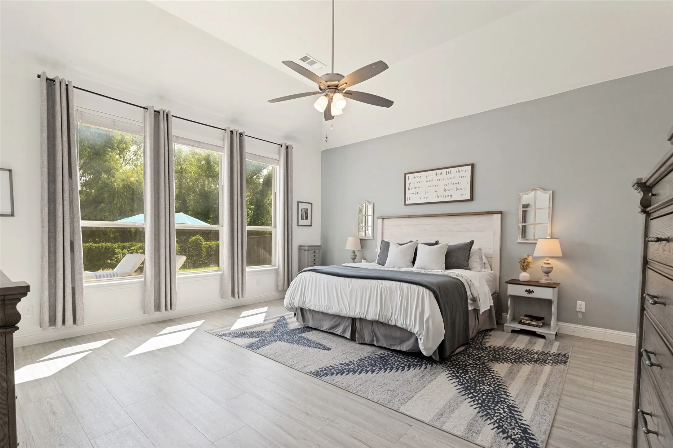 Single Family Residence For Sale in Collin County , 2506 Patton Drive, Melissa, Texas 75454, 5 Bedroom, 4 Bathroom, 4 Garage spaces, 3,801 Sqft, built in 2020, mls#21335156, Real Estate Agent in Melissa, Homes For Sale in Collin county, Homes For Sale in Melissa, Realtor in Melissa Texas, Real Estate Brokerage Independent Realty Texas, Luminita Cordes Realtor