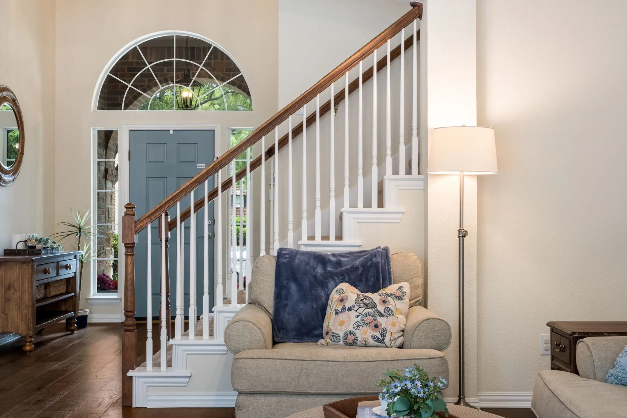 Single Family Residence For Sale in Denton County , 1714 Montura Lane, Frisco, Texas 75033, 4 Bedroom, 4 Bathroom, 2 Garage spaces, 2,927 Sqft, built in 2000, mls#21334987, Real Estate Agent in Frisco, Homes For Sale in Denton county, Homes For Sale in Frisco, Realtor in Frisco Texas, Real Estate Brokerage Independent Realty Texas, Luminita Cordes Realtor
