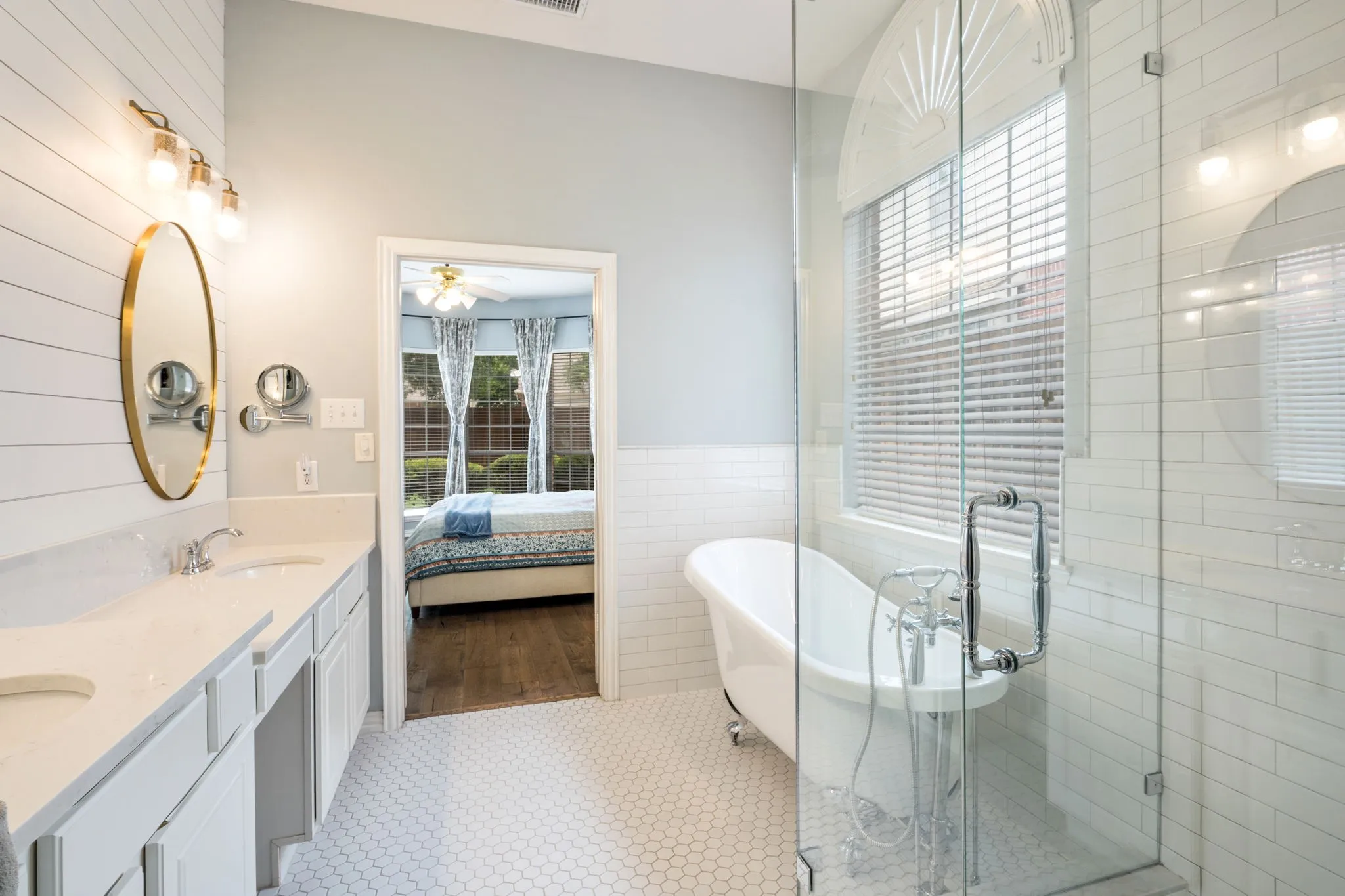 Single Family Residence For Sale in Denton County , 1714 Montura Lane, Frisco, Texas 75033, 4 Bedroom, 4 Bathroom, 2 Garage spaces, 2,927 Sqft, built in 2000, mls#21334987, Real Estate Agent in Frisco, Homes For Sale in Denton county, Homes For Sale in Frisco, Realtor in Frisco Texas, Real Estate Brokerage Independent Realty Texas, Luminita Cordes Realtor