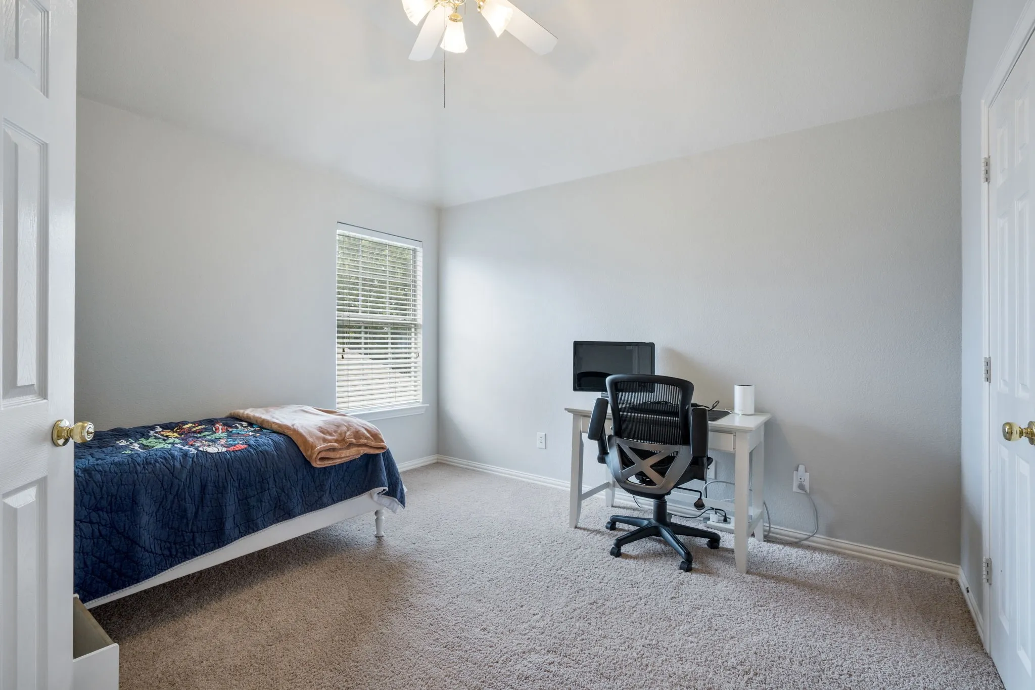 Single Family Residence For Sale in Denton County , 1714 Montura Lane, Frisco, Texas 75033, 4 Bedroom, 4 Bathroom, 2 Garage spaces, 2,927 Sqft, built in 2000, mls#21334987, Real Estate Agent in Frisco, Homes For Sale in Denton county, Homes For Sale in Frisco, Realtor in Frisco Texas, Real Estate Brokerage Independent Realty Texas, Luminita Cordes Realtor