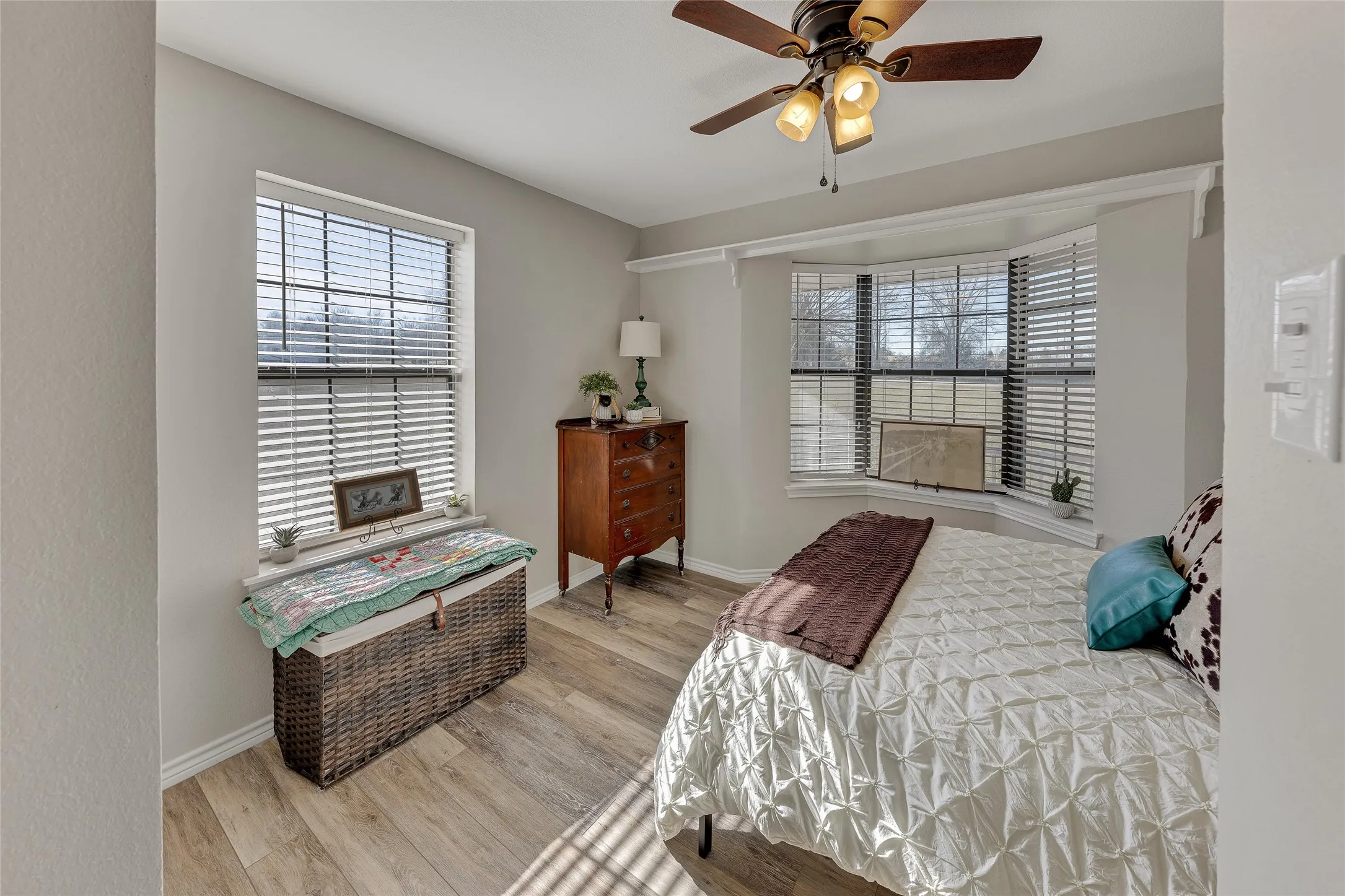Farm For Sale in Wood County , 283 County Road 4440, Winnsboro, Texas 75494, 4 Bedrooms, 3 Bathrooms, Garage spaces, 2,400 Sqft, built in 1998, Price $697,000, mls#21335189, Real Estate Agent in Winnsboro, Homes For Sale in Wood county, Homes For Sale in Winnsboro, Realtor in Winnsboro Texas, Real Estate Brokerage Independent Realty Texas, Luminita Cordes Realtor