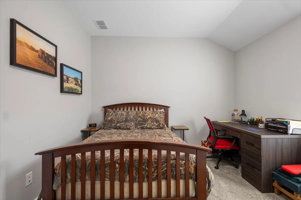Single Family Residence For Sale in Smith County , 16134 Crossing Circle, Lindale, Texas 75771, 3 Bedroom, 2 Bathroom, 2 Garage spaces, 1,545 Sqft, built in 2024, mls#21335178, Real Estate Agent in Lindale, Homes For Sale in Smith county, Homes For Sale in Lindale, Realtor in Lindale Texas, Real Estate Brokerage Independent Realty Texas, Luminita Cordes Realtor